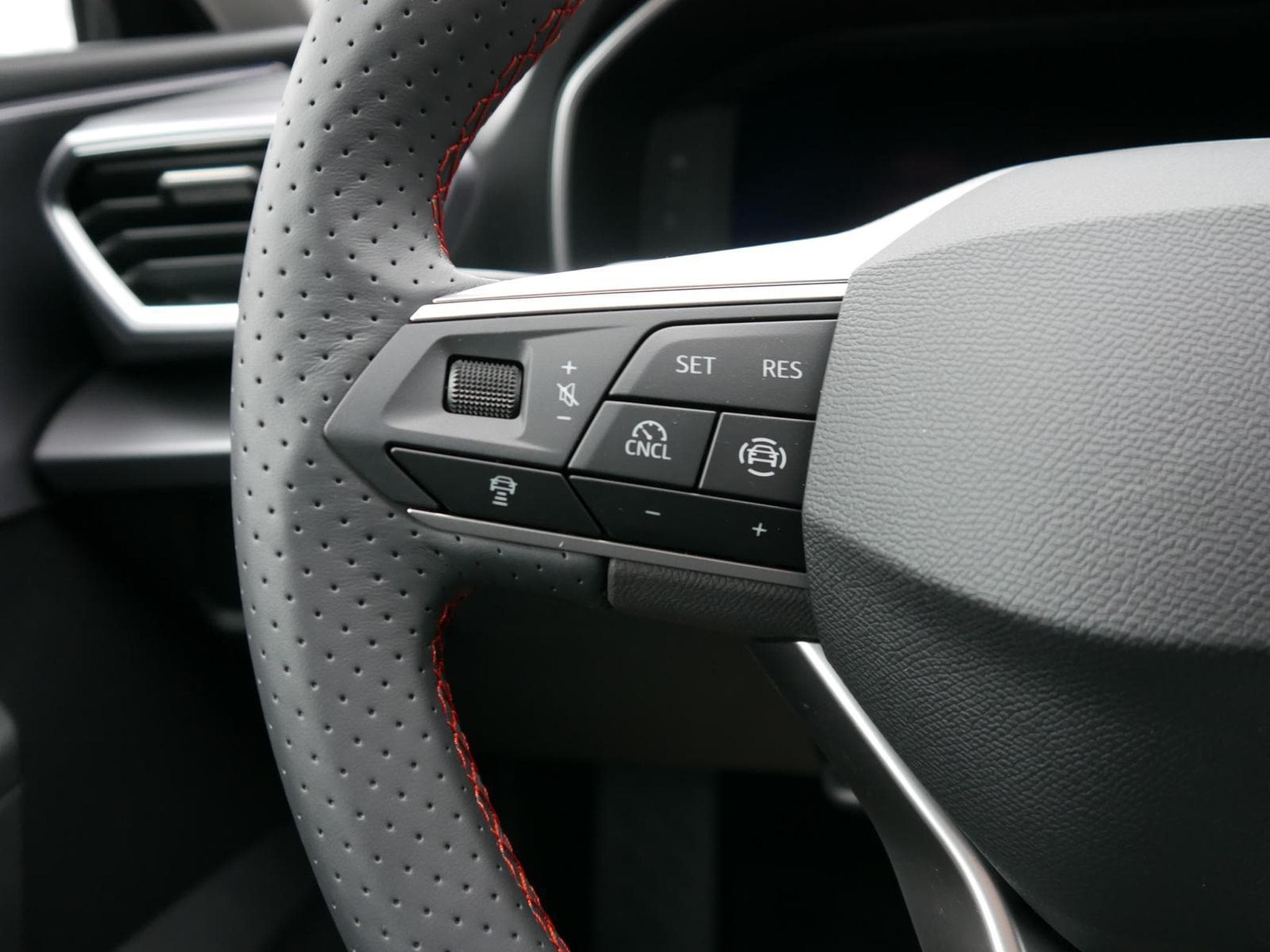 Seat Leon FR 2.0 TDI DSG (2026) - Foto 11
