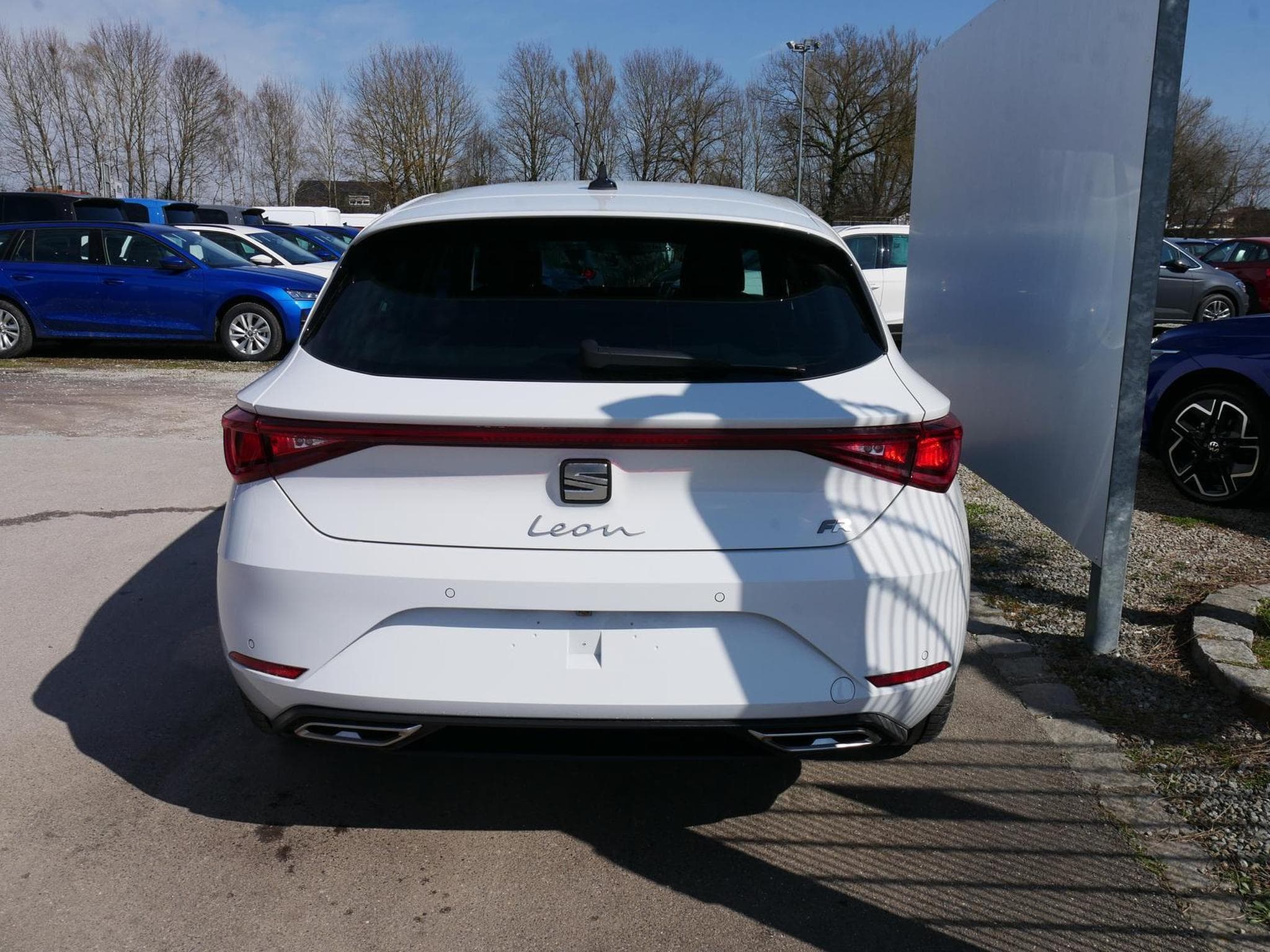 Seat Leon FR 2.0 TDI DSG (2026) - Photo 2
