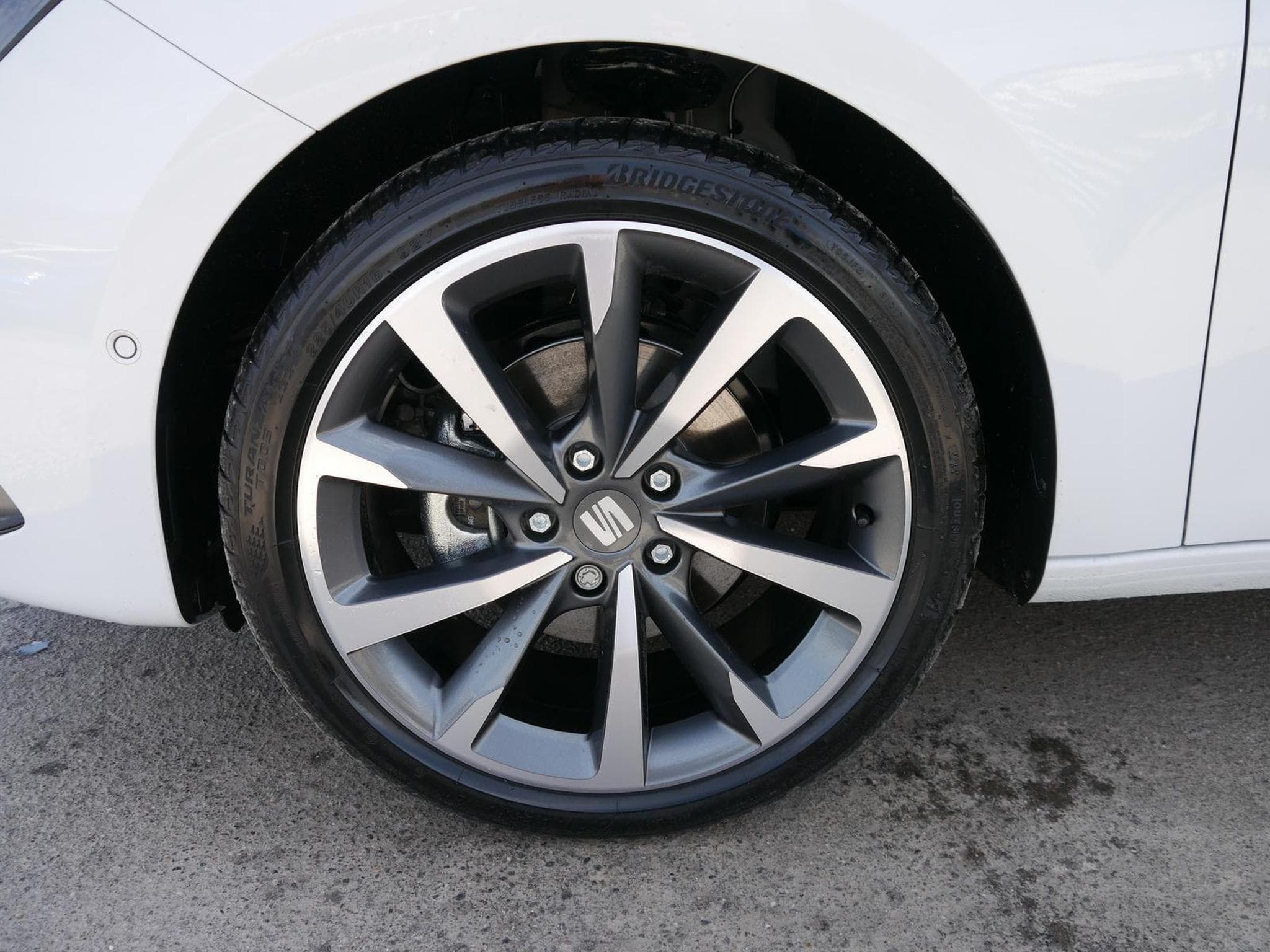 Seat Leon FR 2.0 TDI DSG (2026) - Photo 3