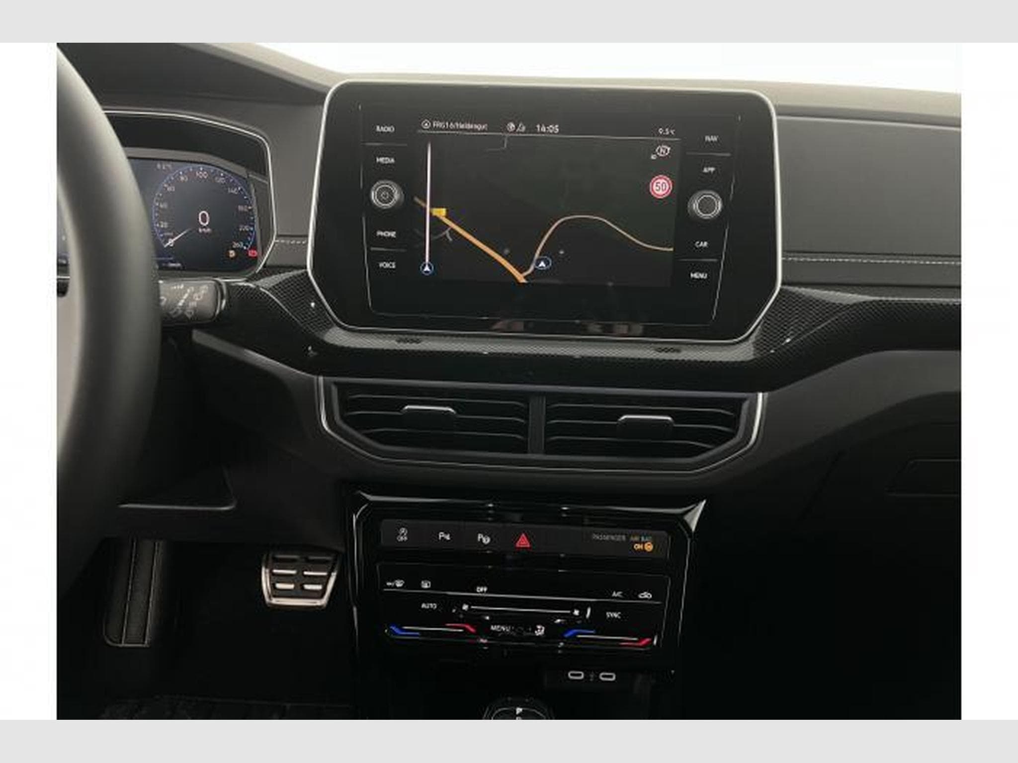 VW T-Cross R-Line (2026) - Foto 18