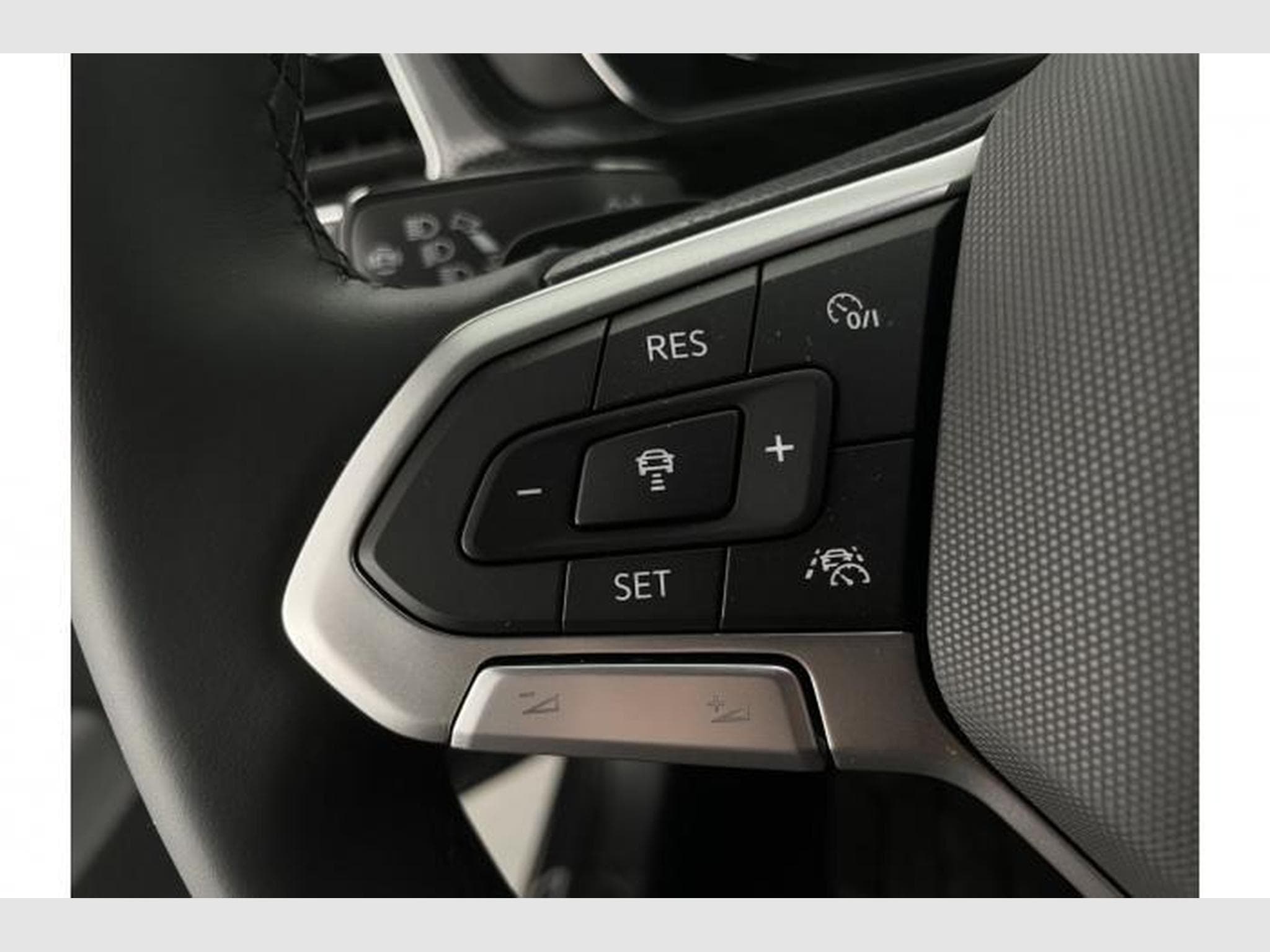 VW T-Cross R-Line (2026) - Foto 21