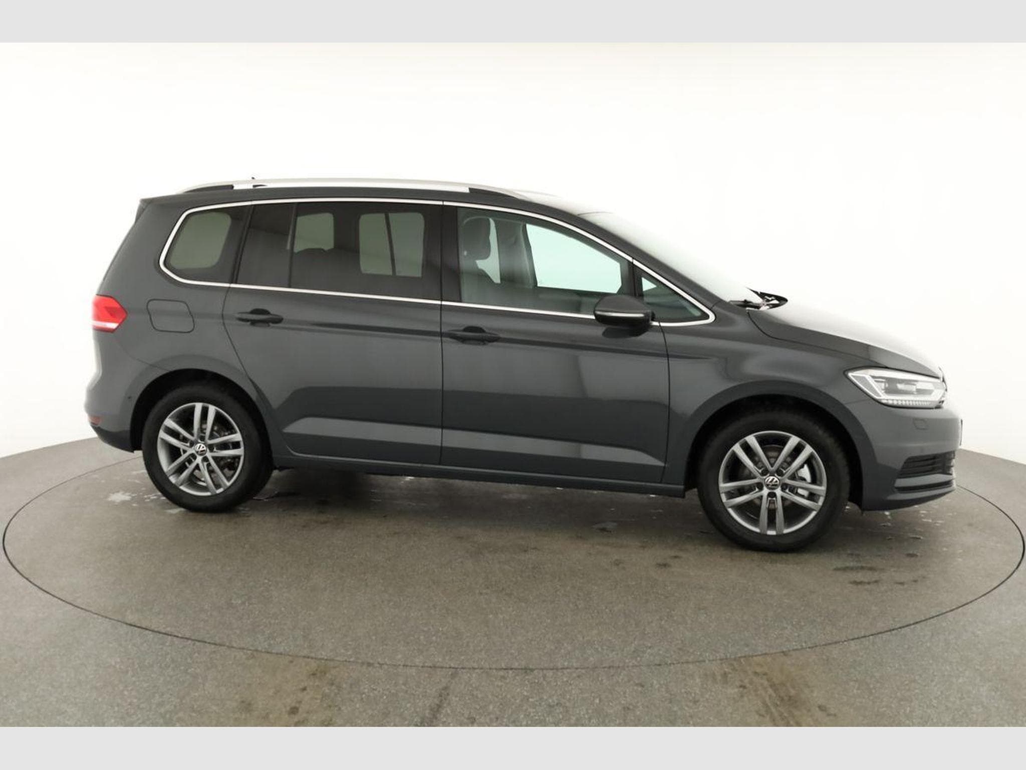 VW Touran Comfortline BMT/Start-Stopp (2026) - Photo 23
