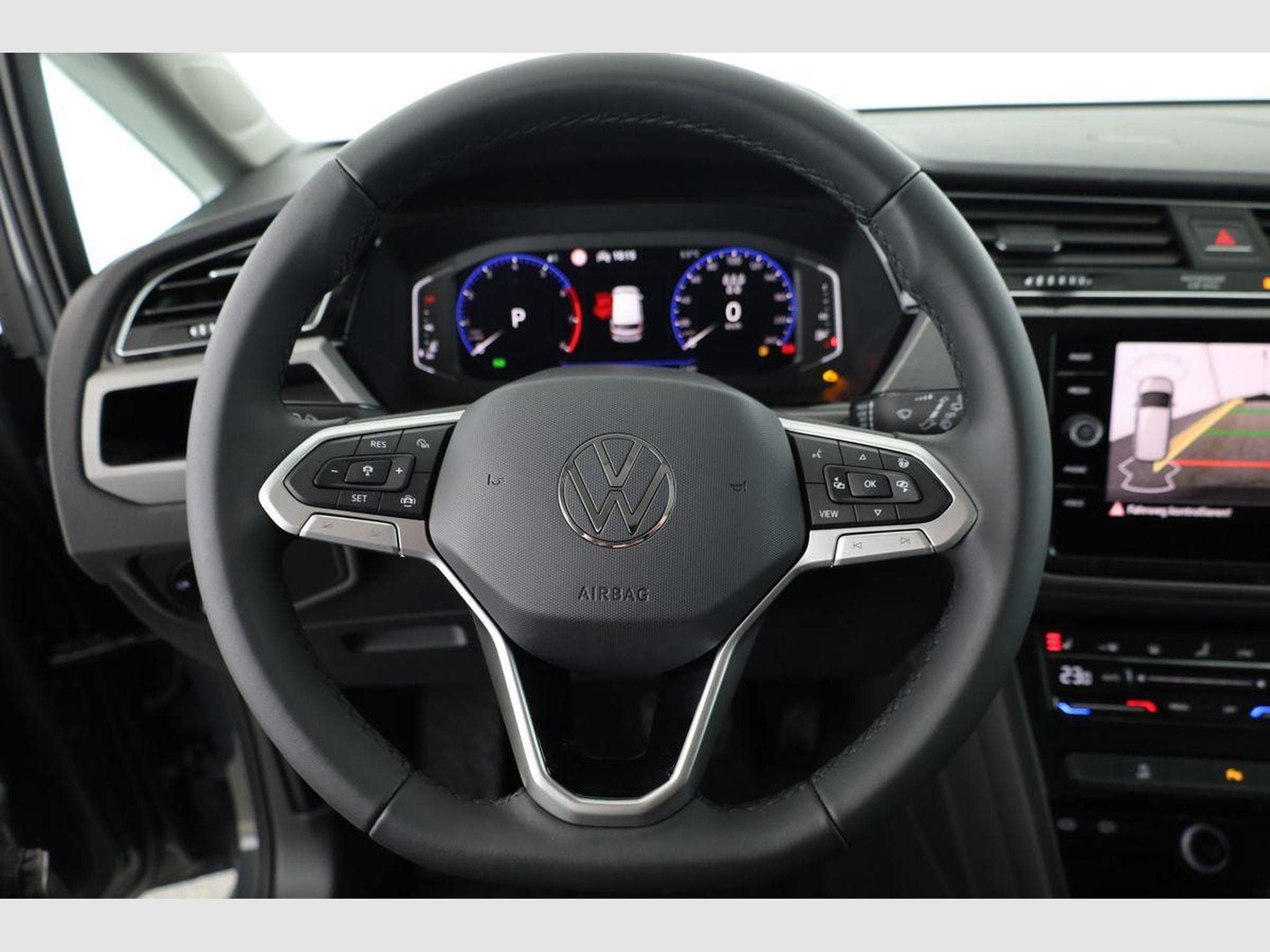 VW Touran Comfortline BMT/Start-Stopp (2026) - Photo 6