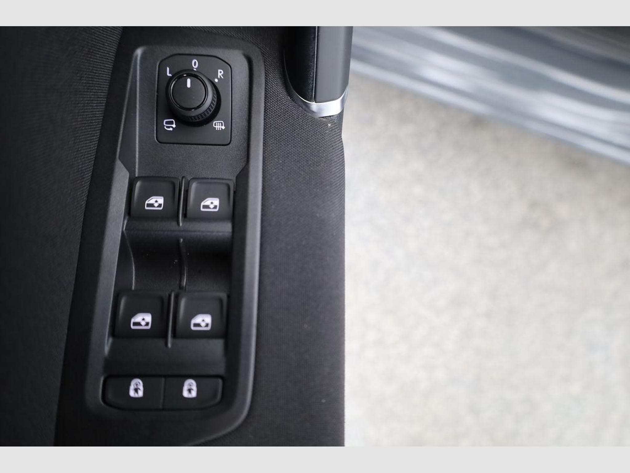 VW Touran Comfortline BMT/Start-Stopp (2026) - Photo 8