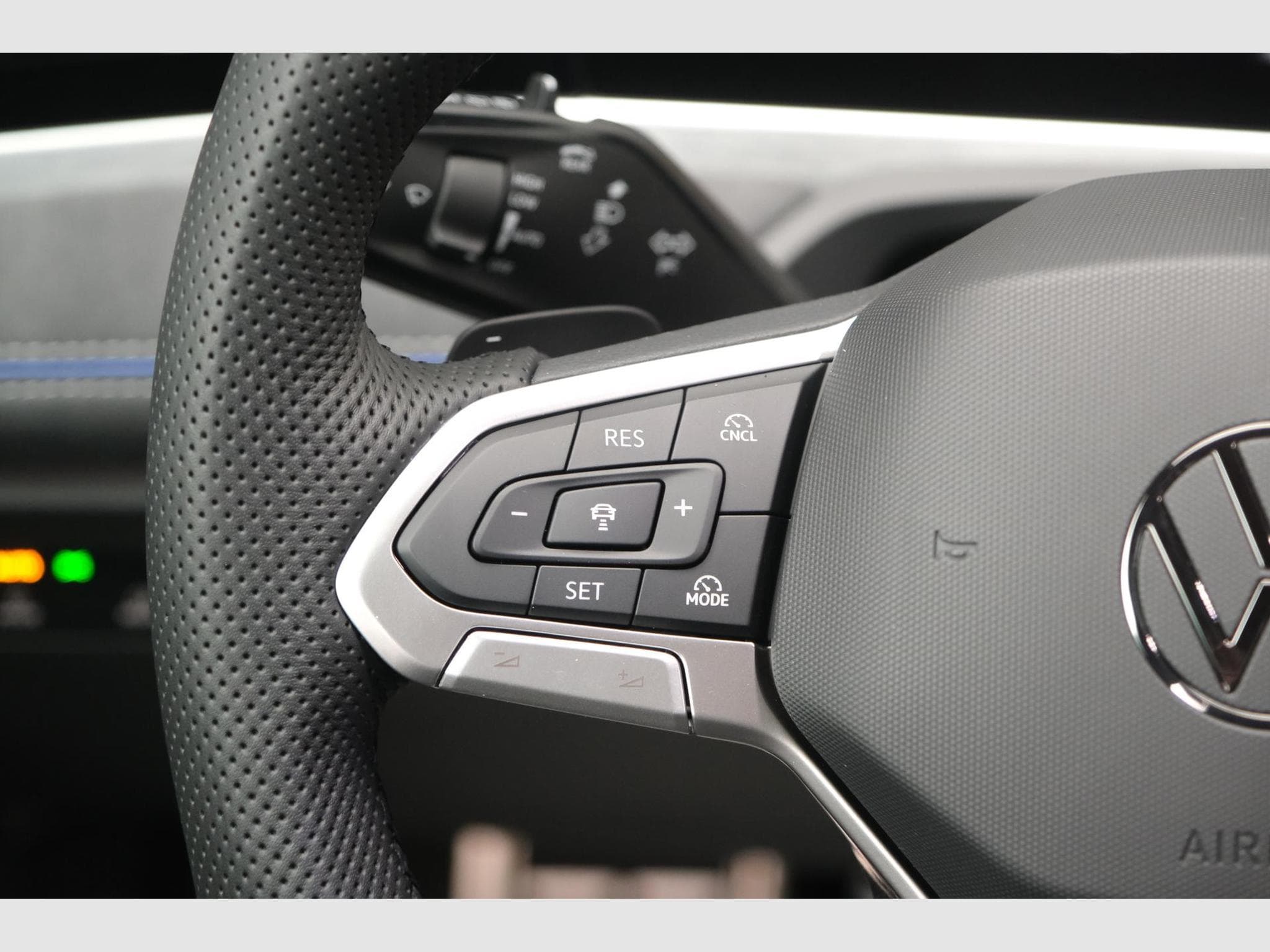 VW Passat Variant Var. 2.0 (2026) - Photo 23