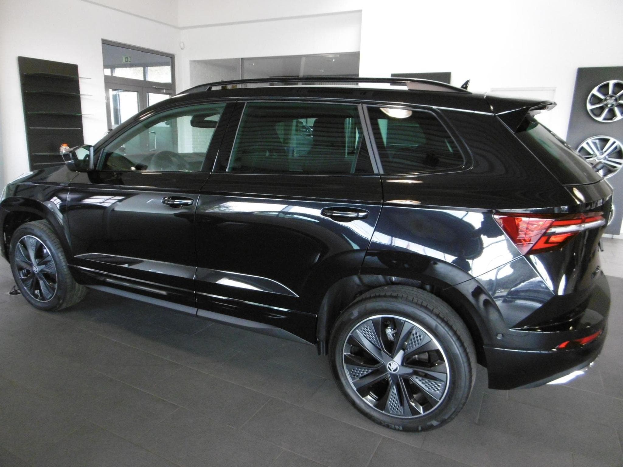 Skoda Karoq Sportline 1.5 TSI (2026) - Photo 6