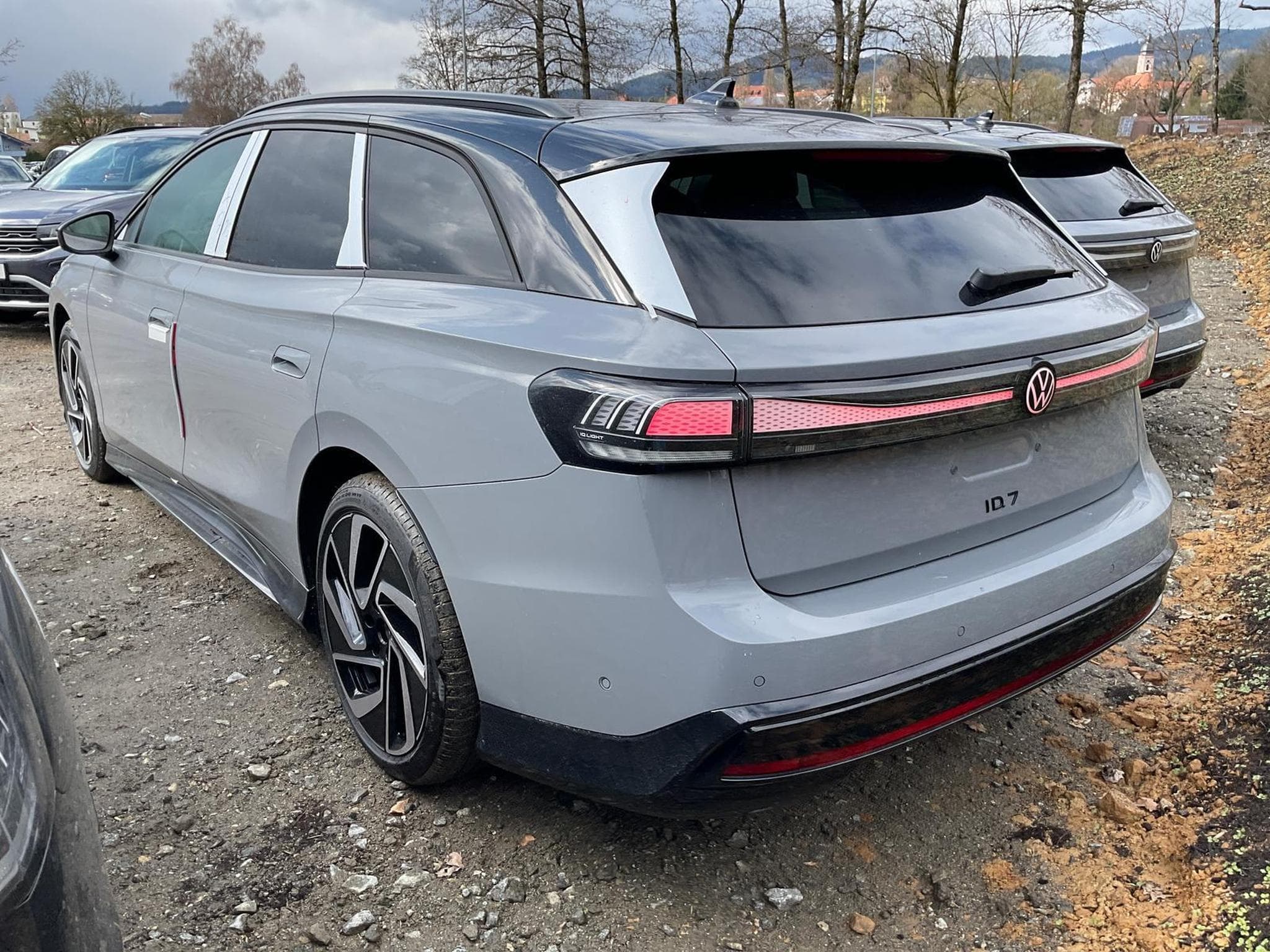 VW ID.7 Kombi Pro S 210 kW (2026) - Photo 2