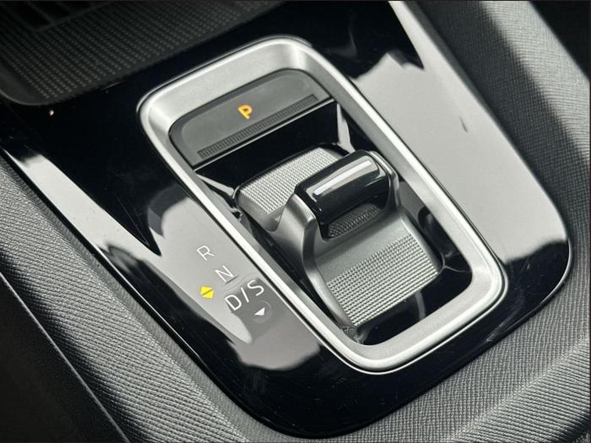 Skoda Octavia RS 2.0 TSI (2025) - Photo 9