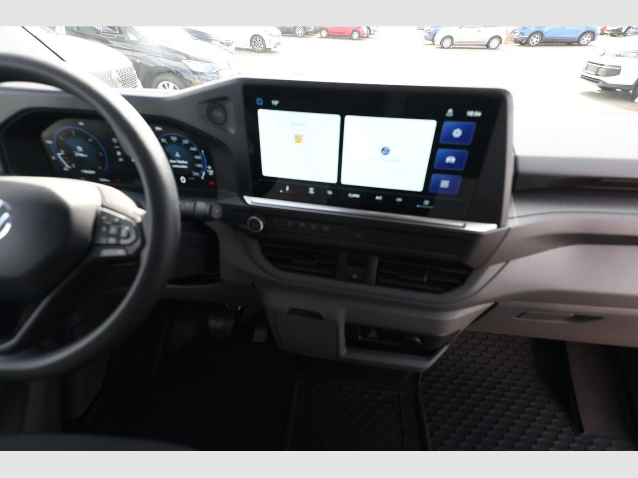 VW T7 Transporter AT8 4M (2026) - Photo 8