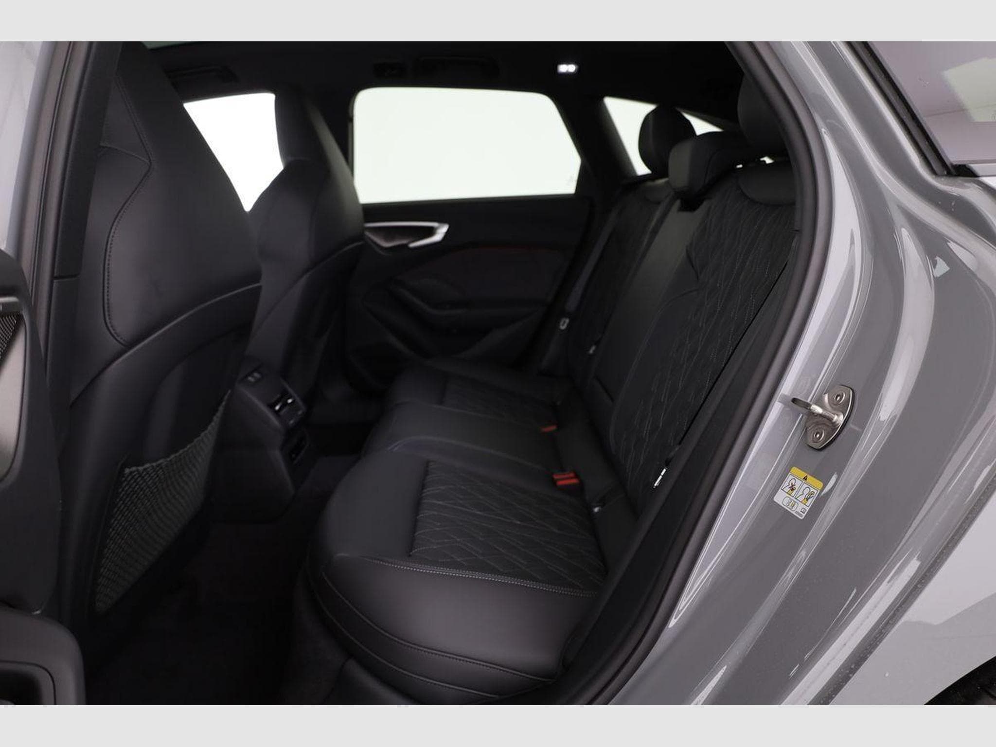 Audi S5 Kombi TFSI quattro 270 kW (2026) - Foto 12