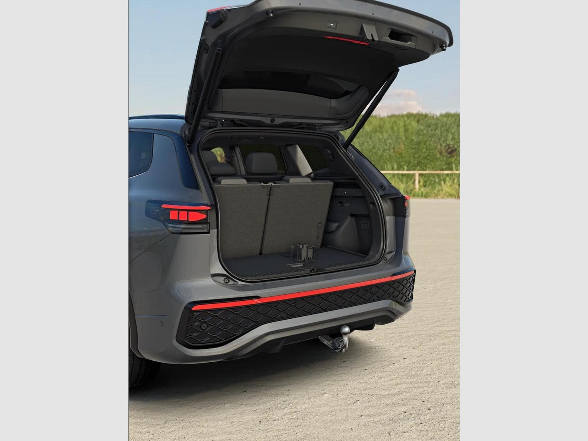 VW Tayron R-Line 2.0 TSI 7-Gang-DSG 4MOTION (2025) - Photo 4