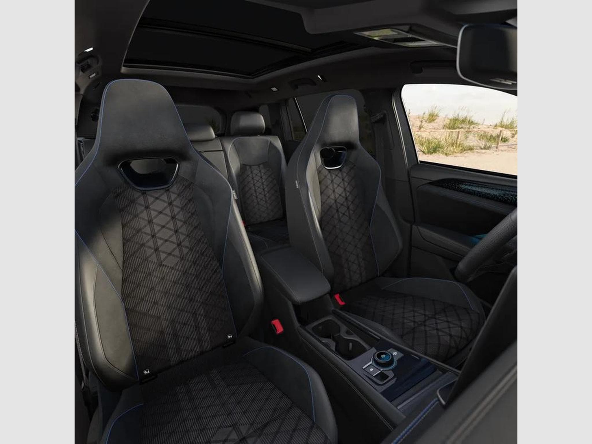 VW Tayron R-Line 2.0 TSI 7-Gang-DSG 4MOTION (2025) - Photo 6