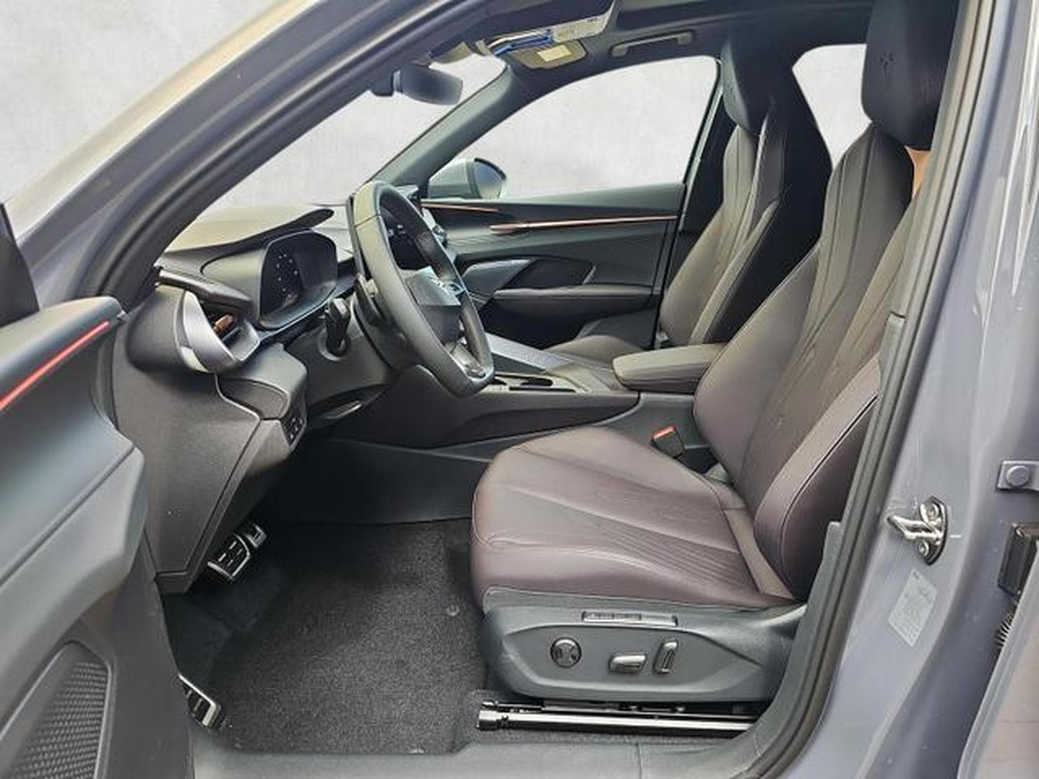 Cupra Terramar 2.0 TSI 195 kW 4Drive VZ (2025) - Photo 9