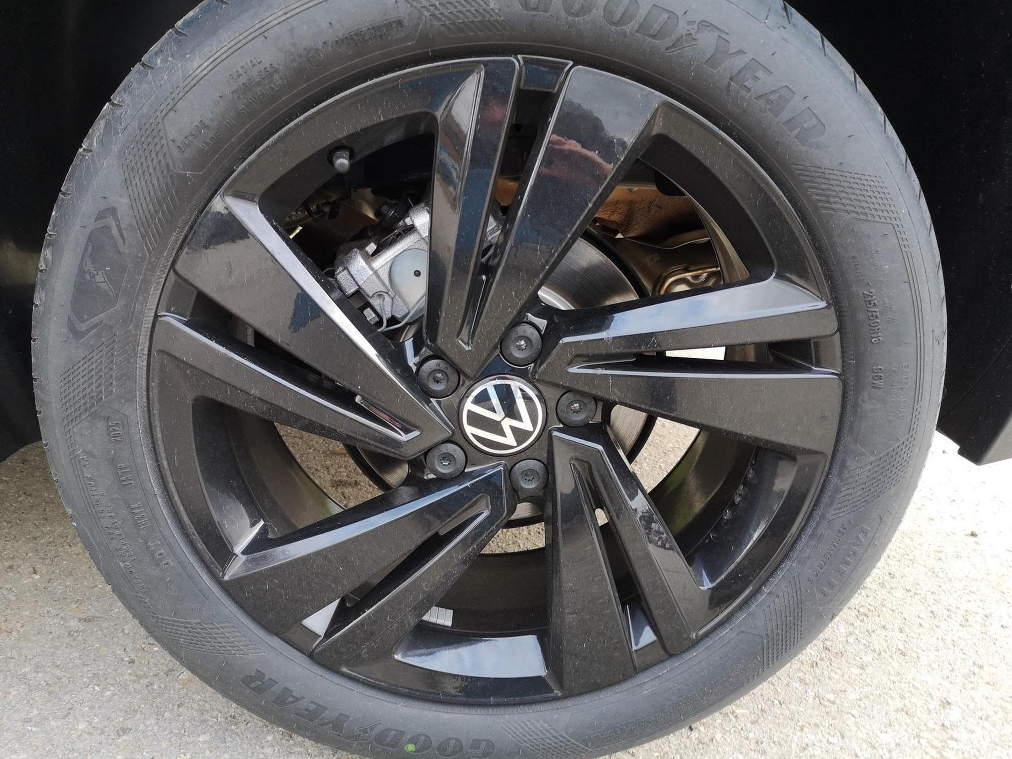 VW T-Roc R-Line (2026) - Photo 4