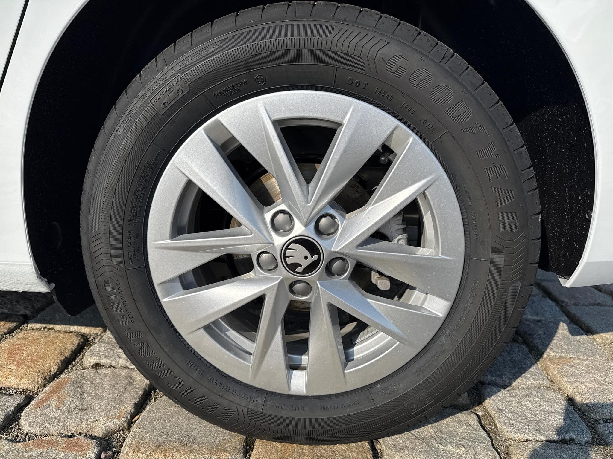 Skoda Fabia Sondermodell 130 Jahre (2026) - Photo 11