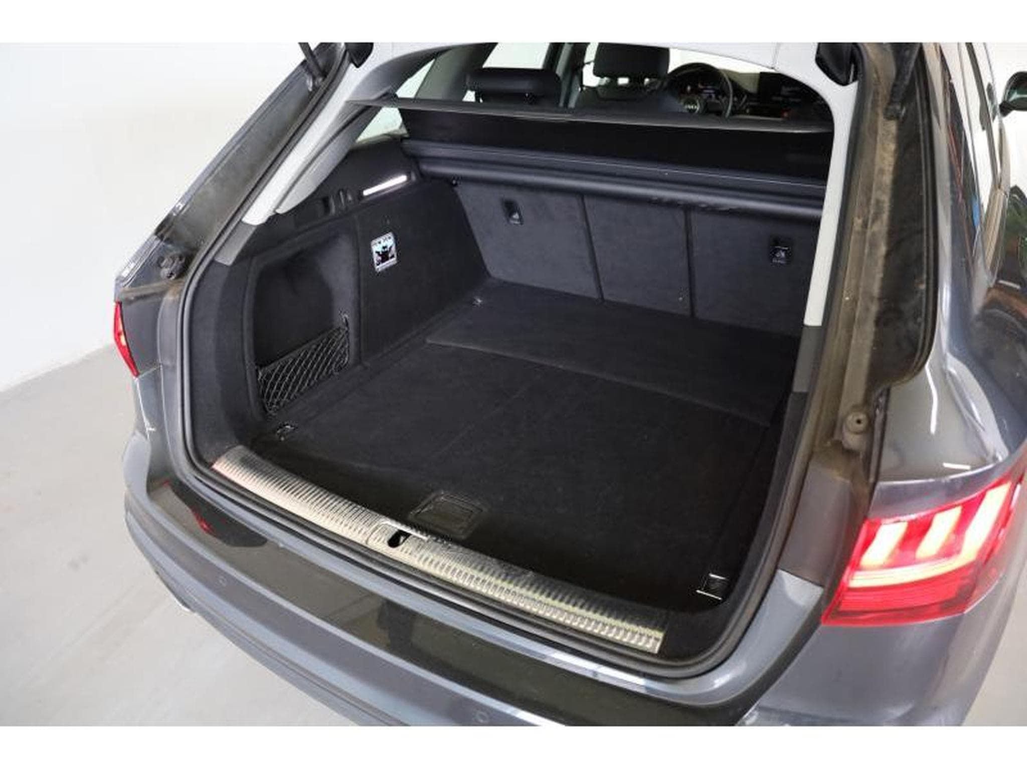 Audi A4 Avant (2022) - Foto 11