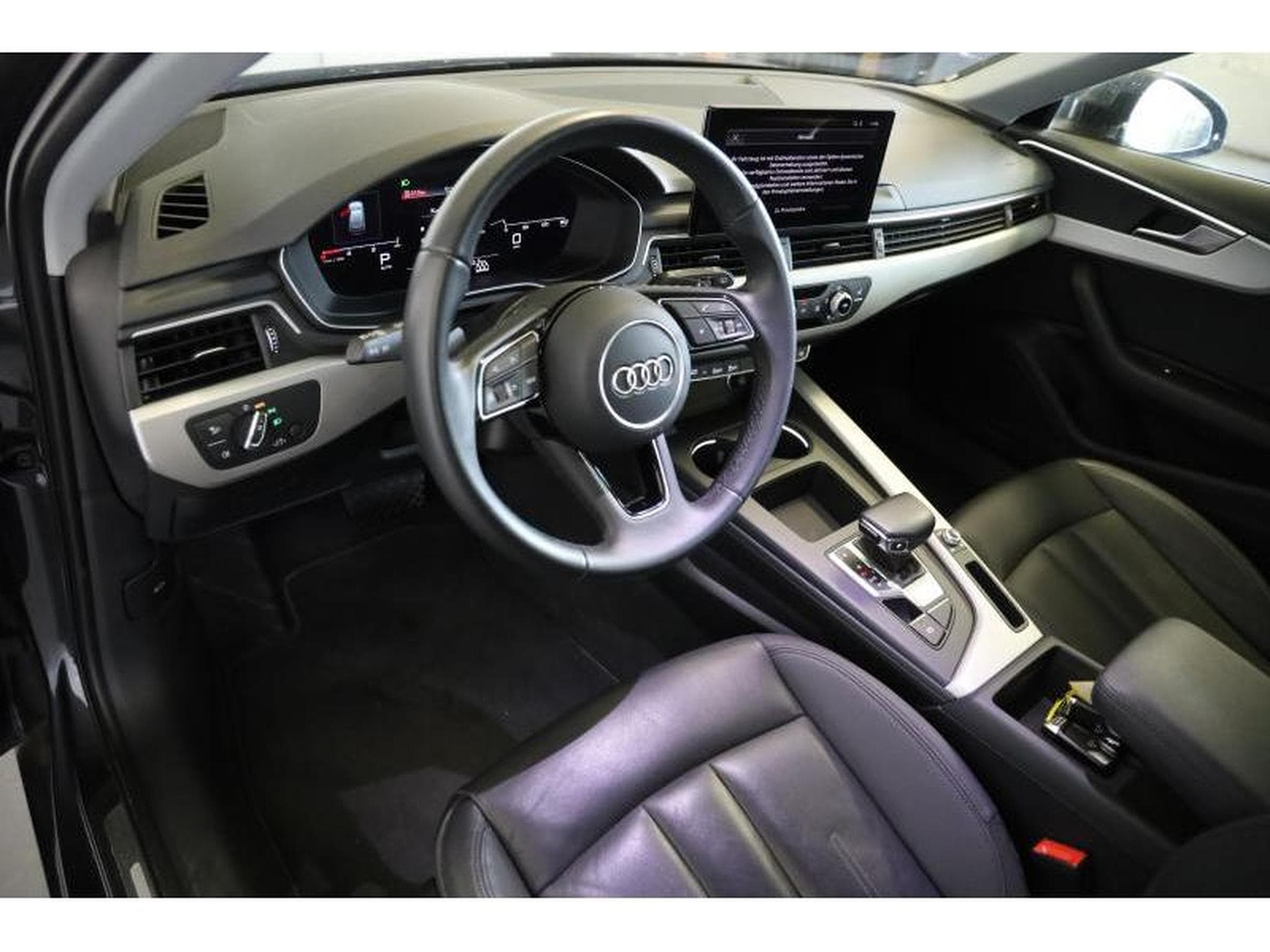 Audi A4 Avant (2022) - Foto 14