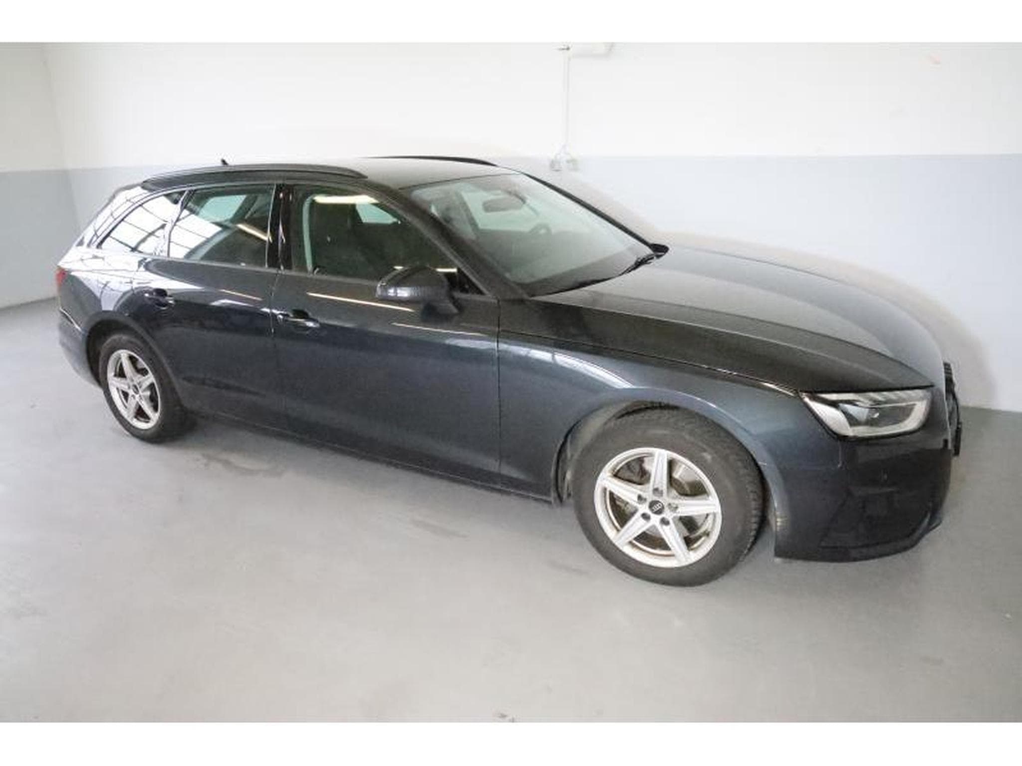 Audi A4 Avant (2022) - Foto 4