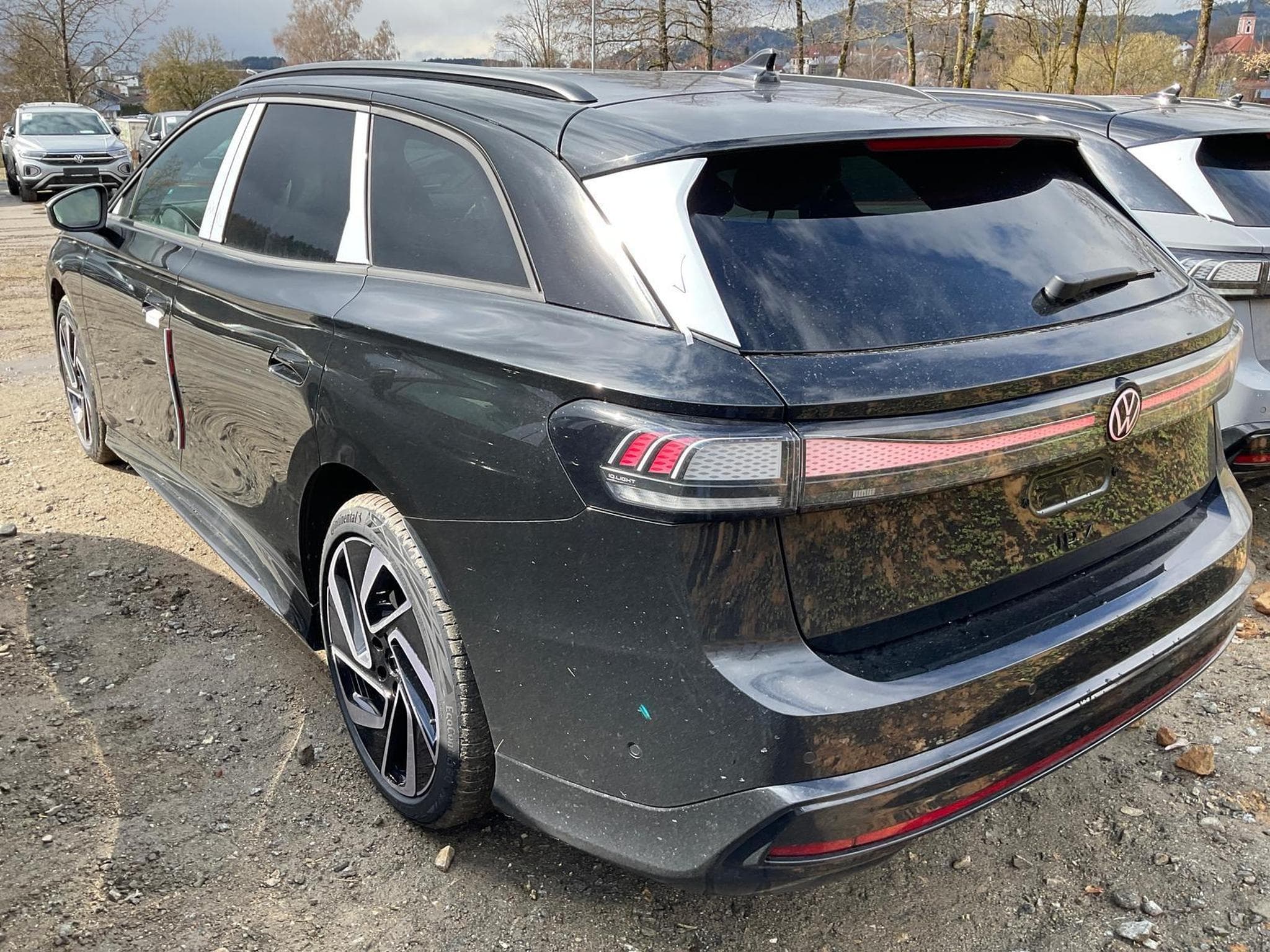 VW ID.7 Kombi Pro S 210 kW (2026) - Photo 2