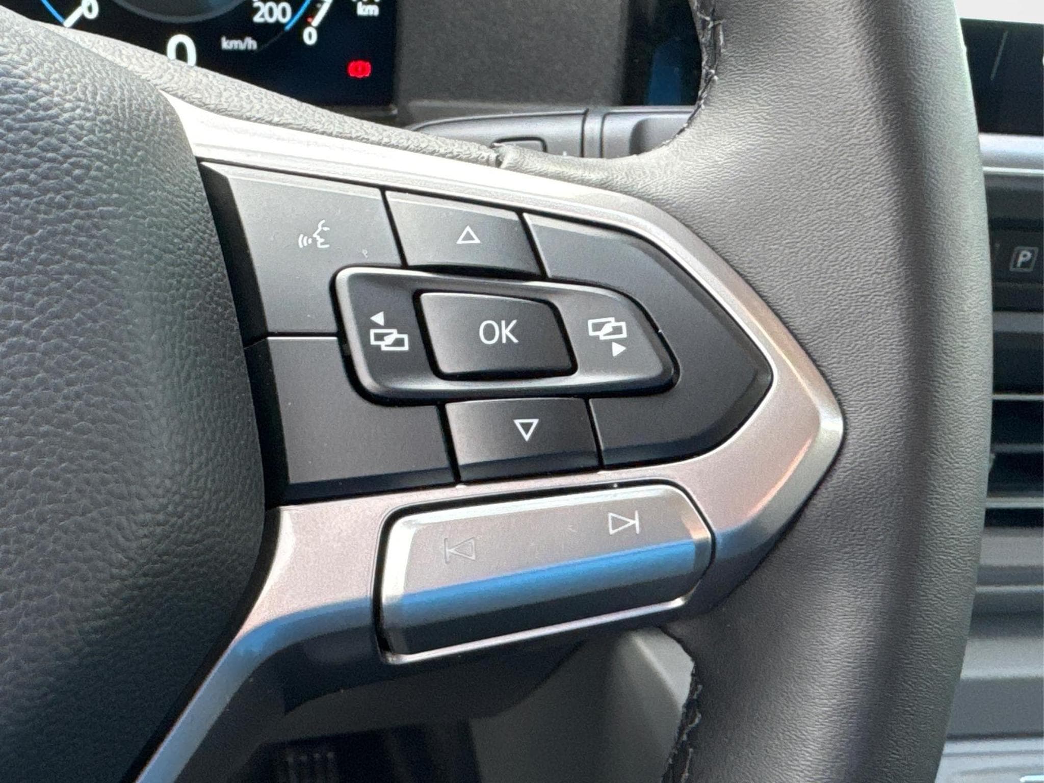 VW T7 Style (2026) - Photo 25