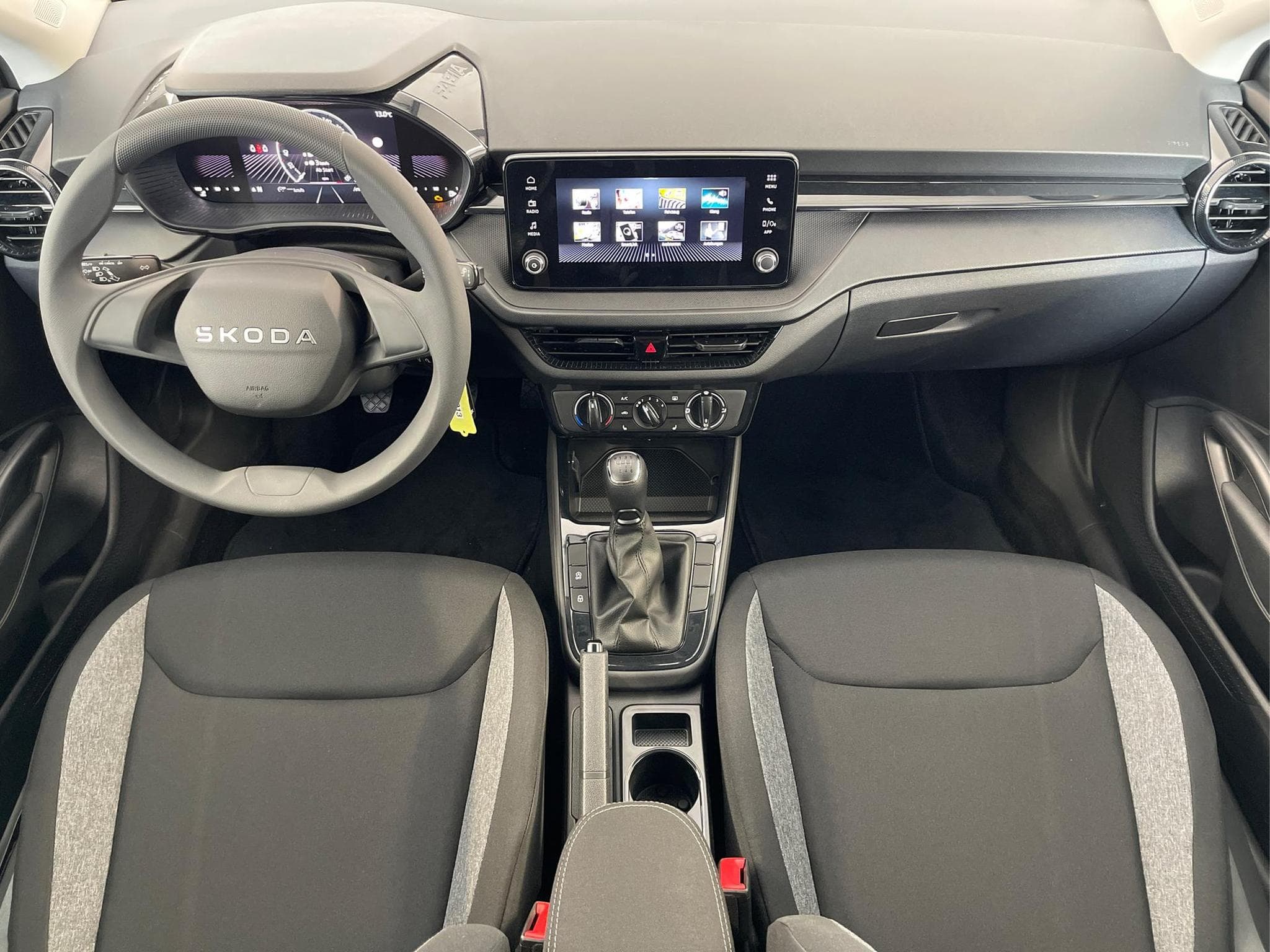 Skoda Fabia Essence (2026) - Photo 6