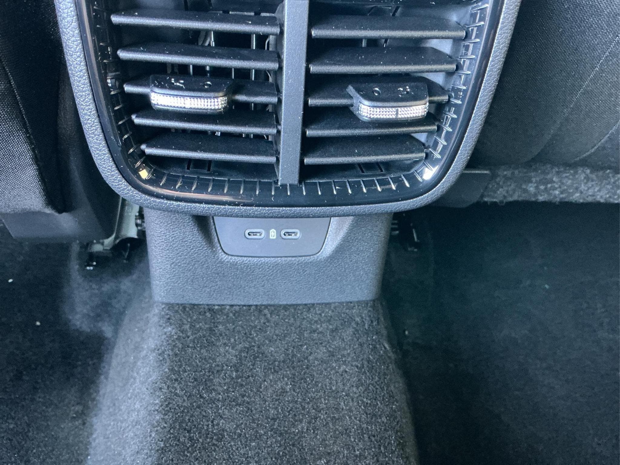 Skoda Fabia Monte Carlo (2026) - Photo 17