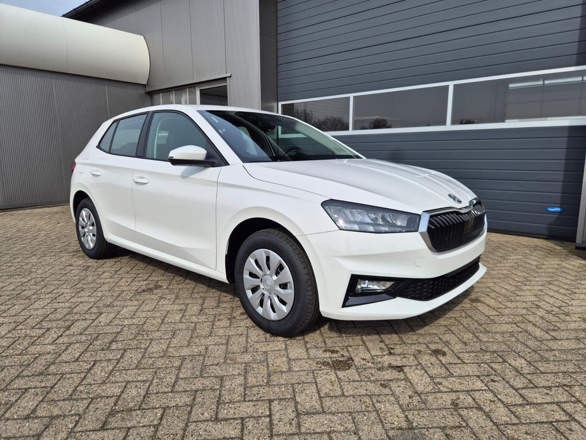 Skoda Fabia 1.0 TSI 95PS (2026) - Photo 7