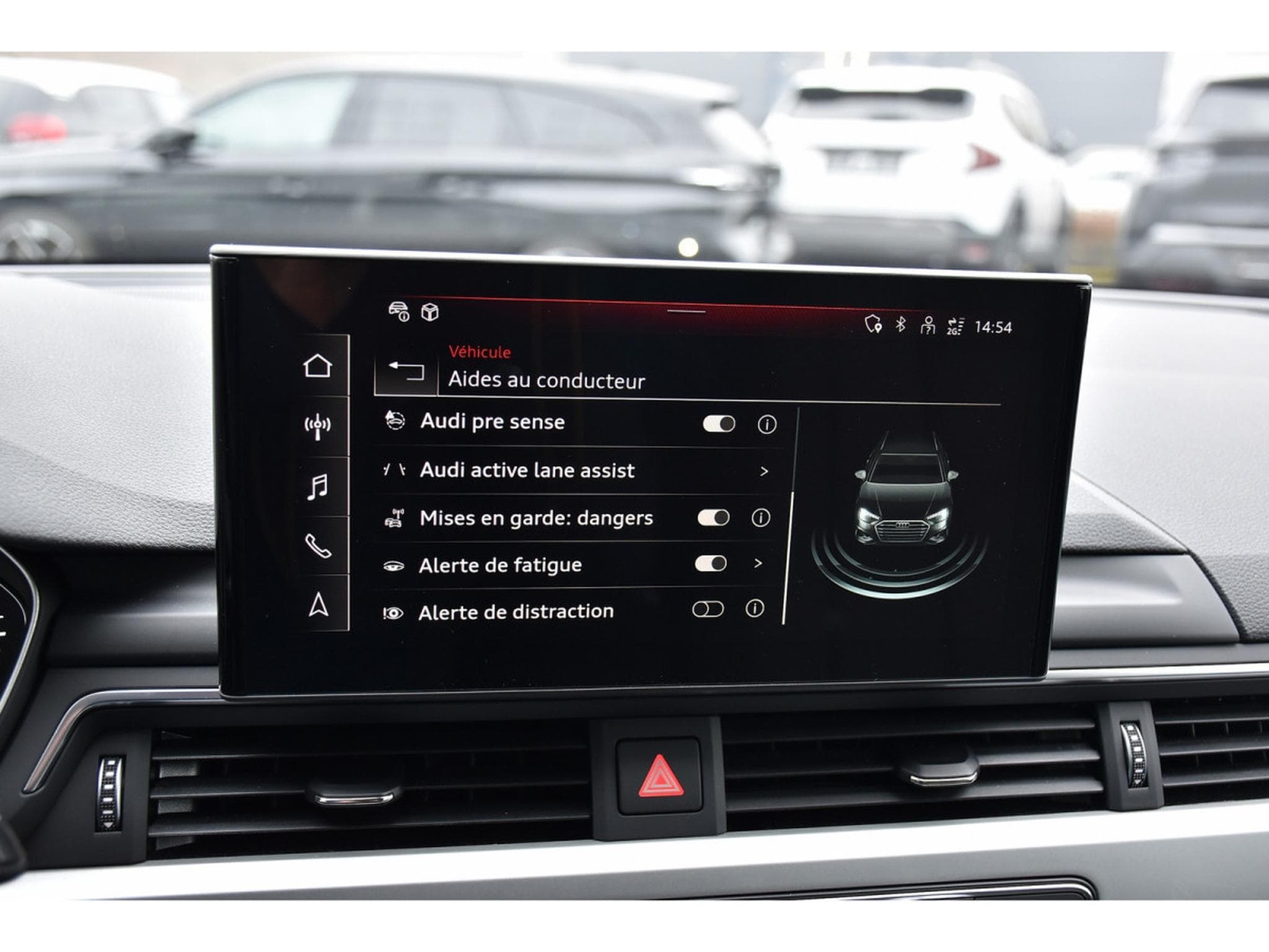 Audi A4 Avant 30 TDI Advanced S-Tronic GPS LANE GARANTIE 05/2029 (2024) - Photo 14