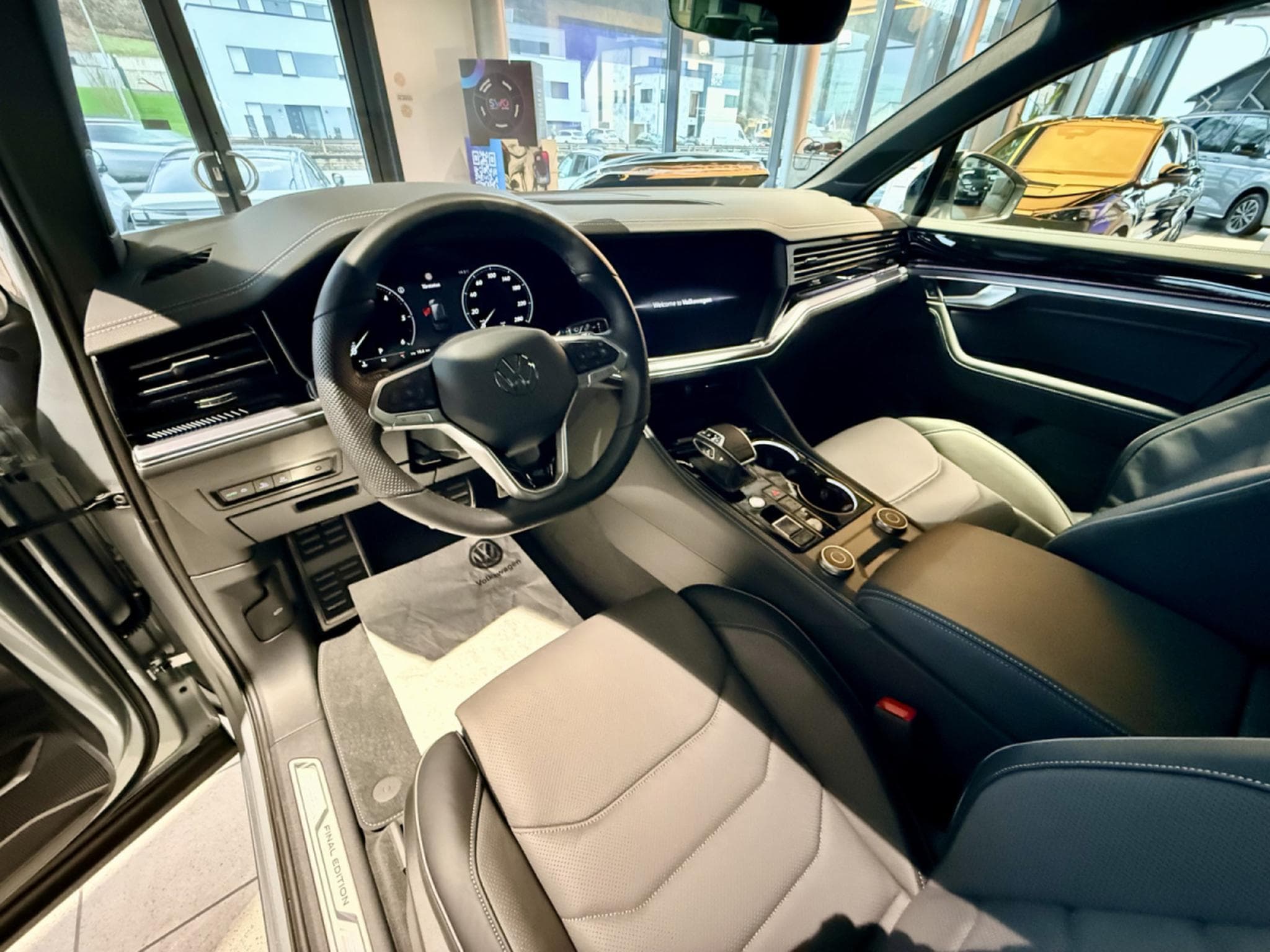 VW Touareg R-Line FINAL EDITION 3.0 V6 TDI 4MOTION 286cv Boîte automati (2026) - Photo 6