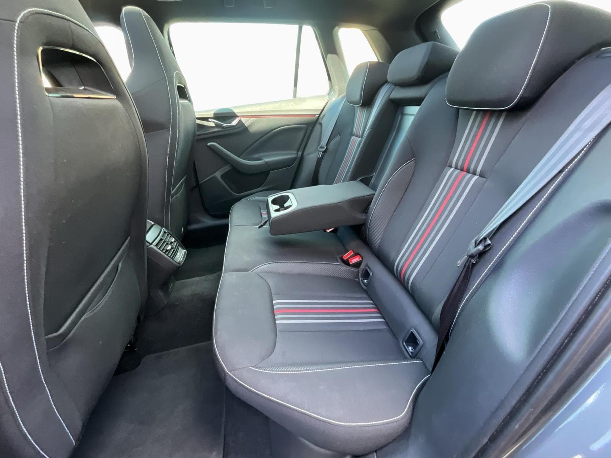 Skoda Kamiq Monte-Carlo+DSG+Led+Pano (2025) - Photo 16