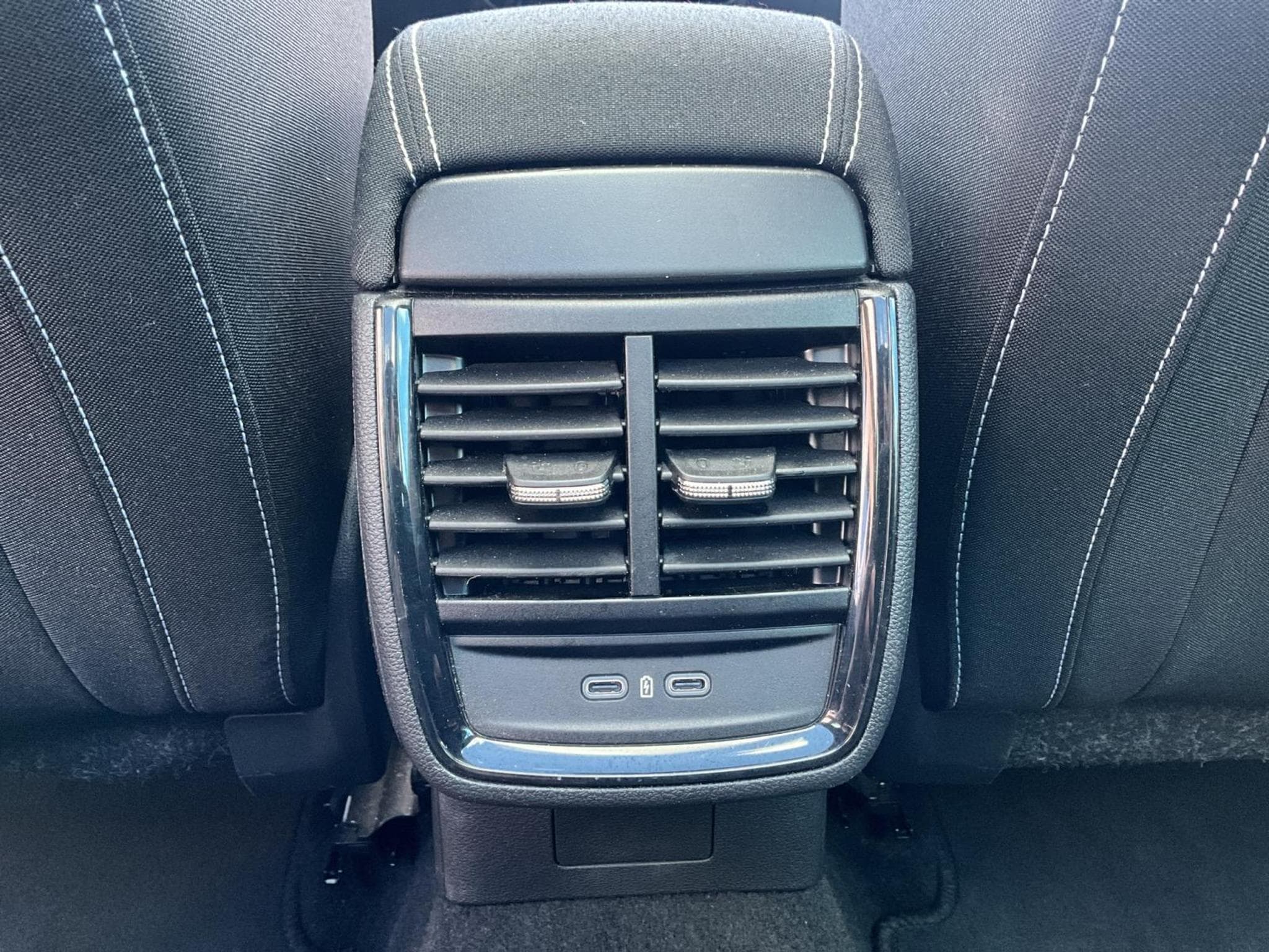 Skoda Kamiq Monte-Carlo+DSG+Led+Pano (2025) - Photo 22