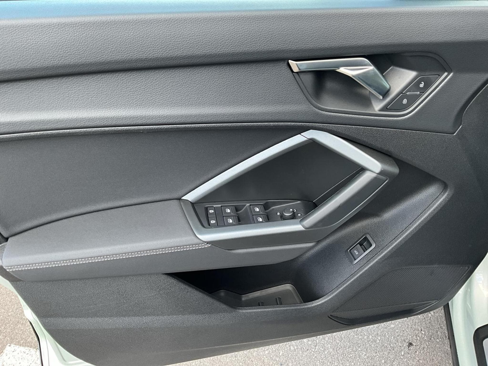 Audi Q3 SB+S-Line+35TFSI+S-Tronic (2025) - Photo 15