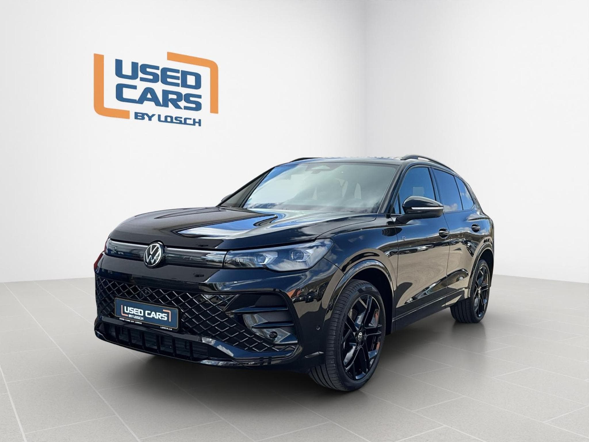 VW Tiguan R-Line+DSG+4M+Black-Style+Pano+AHK (2025) - Foto 1