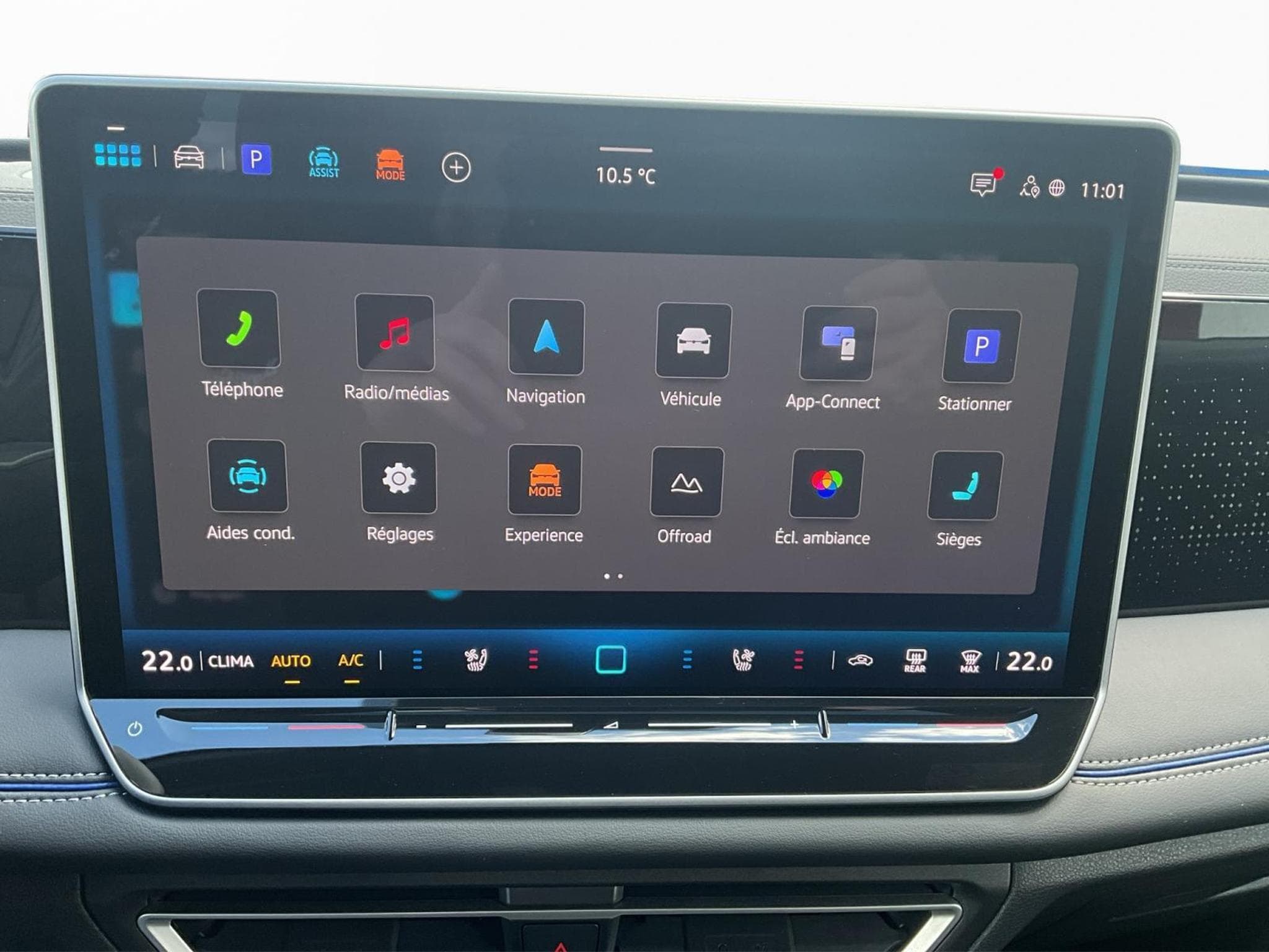 VW Tiguan R-Line+DSG+4M+Black-Style+Pano+AHK (2025) - Foto 13