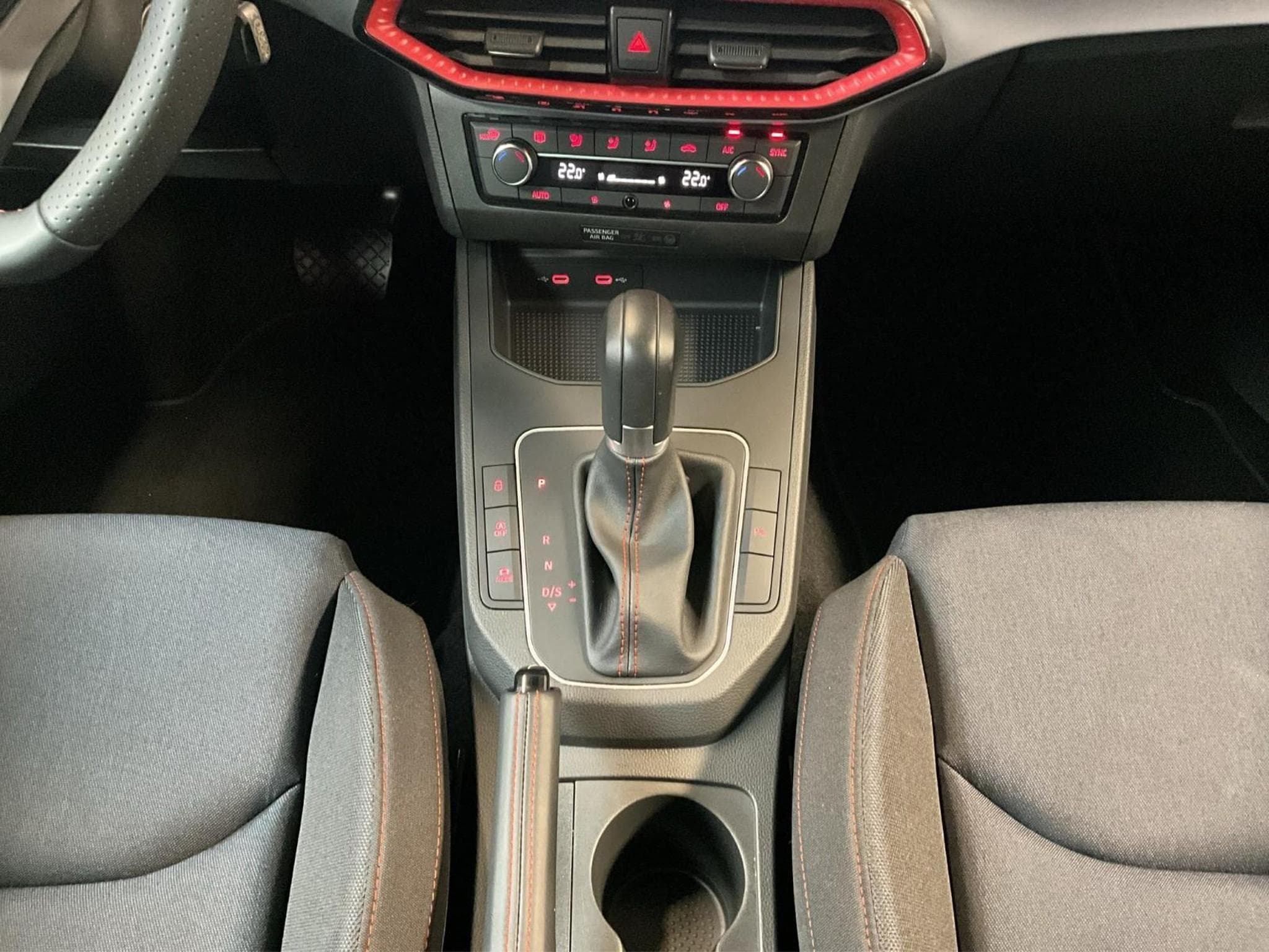 Seat Ibiza FR+DSG+Full-Led+P.Vision+LM18 (2025) - Foto 12