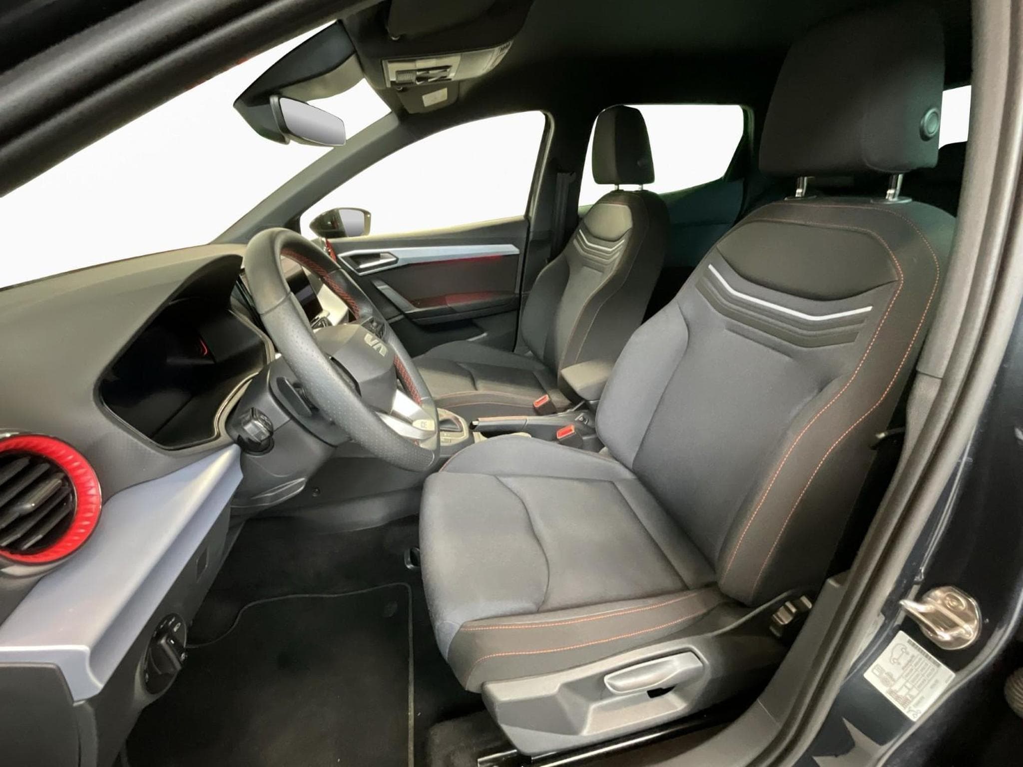 Seat Ibiza FR+DSG+Full-Led+P.Vision+LM18 (2025) - Foto 9