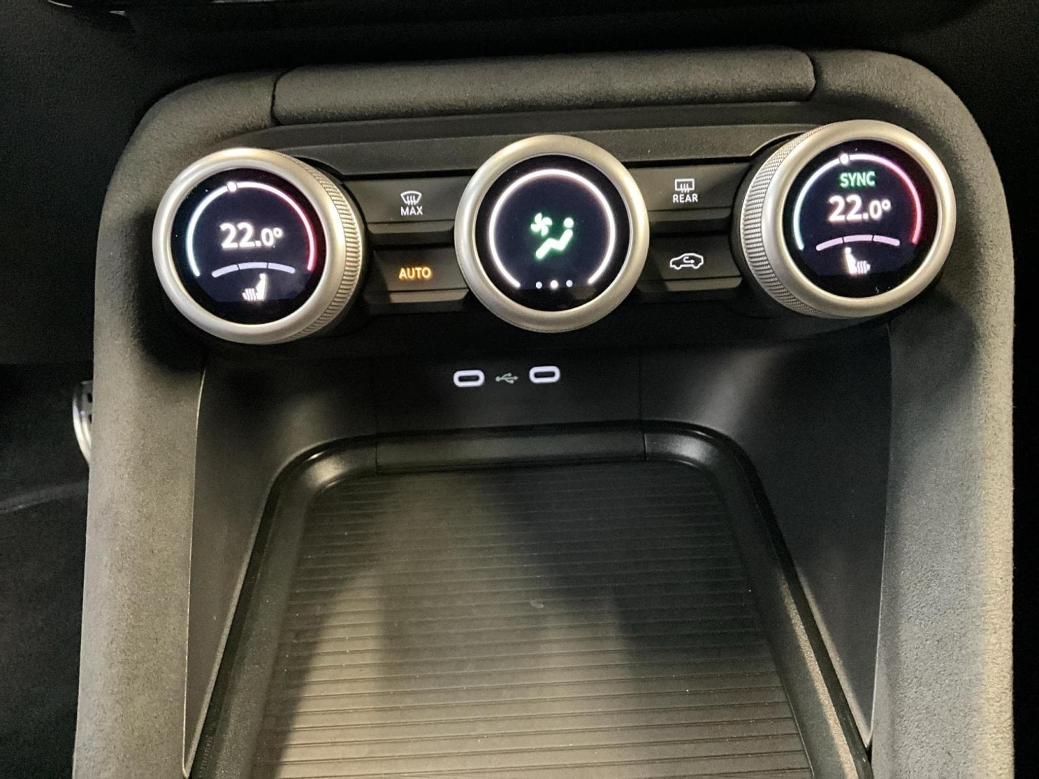 Skoda Kodiaq Sportline+DSG+4x4+StandH.+AHK (2025) - Foto 22