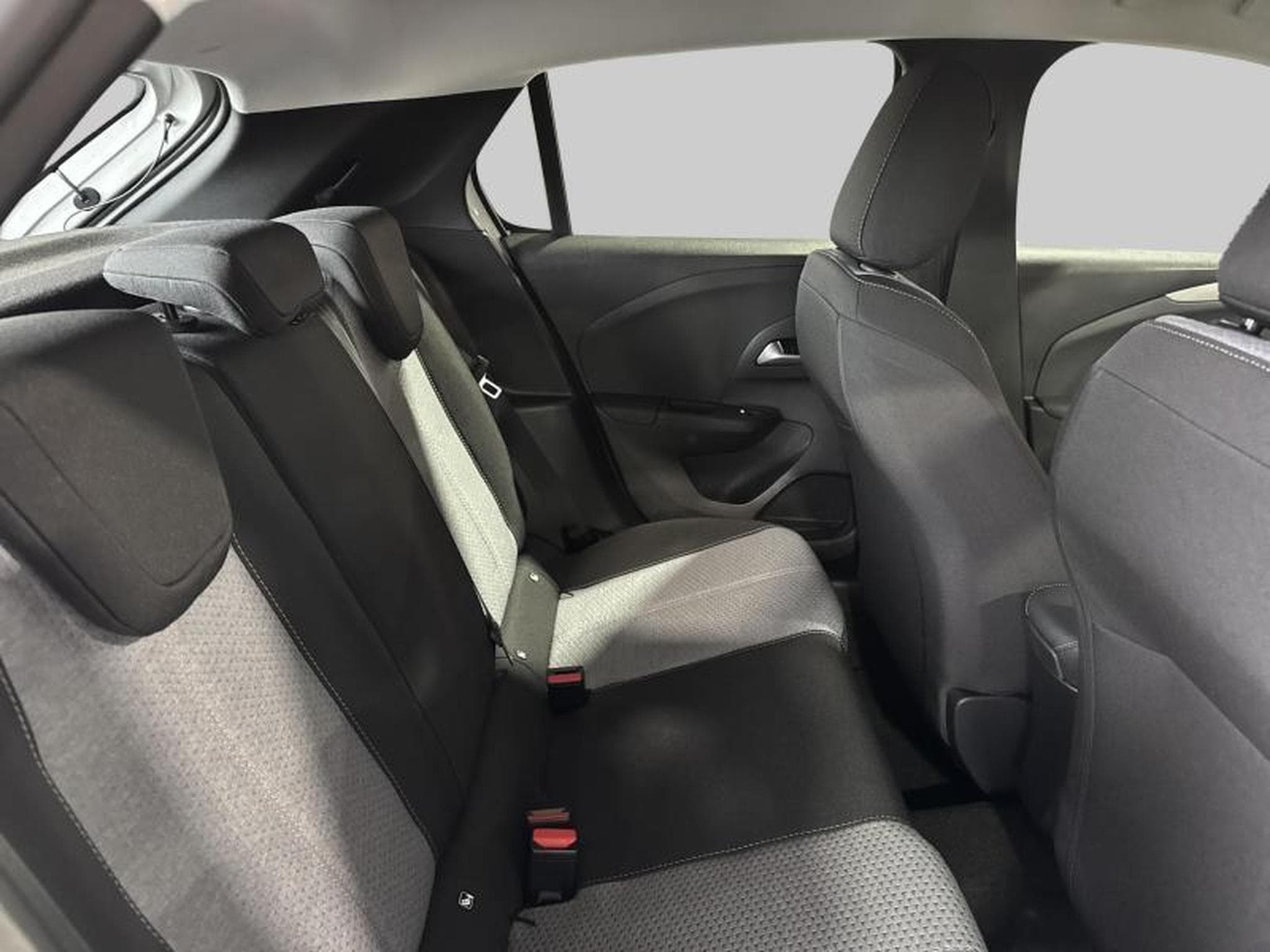 Opel Corsa EDITION (2025) - Foto 10