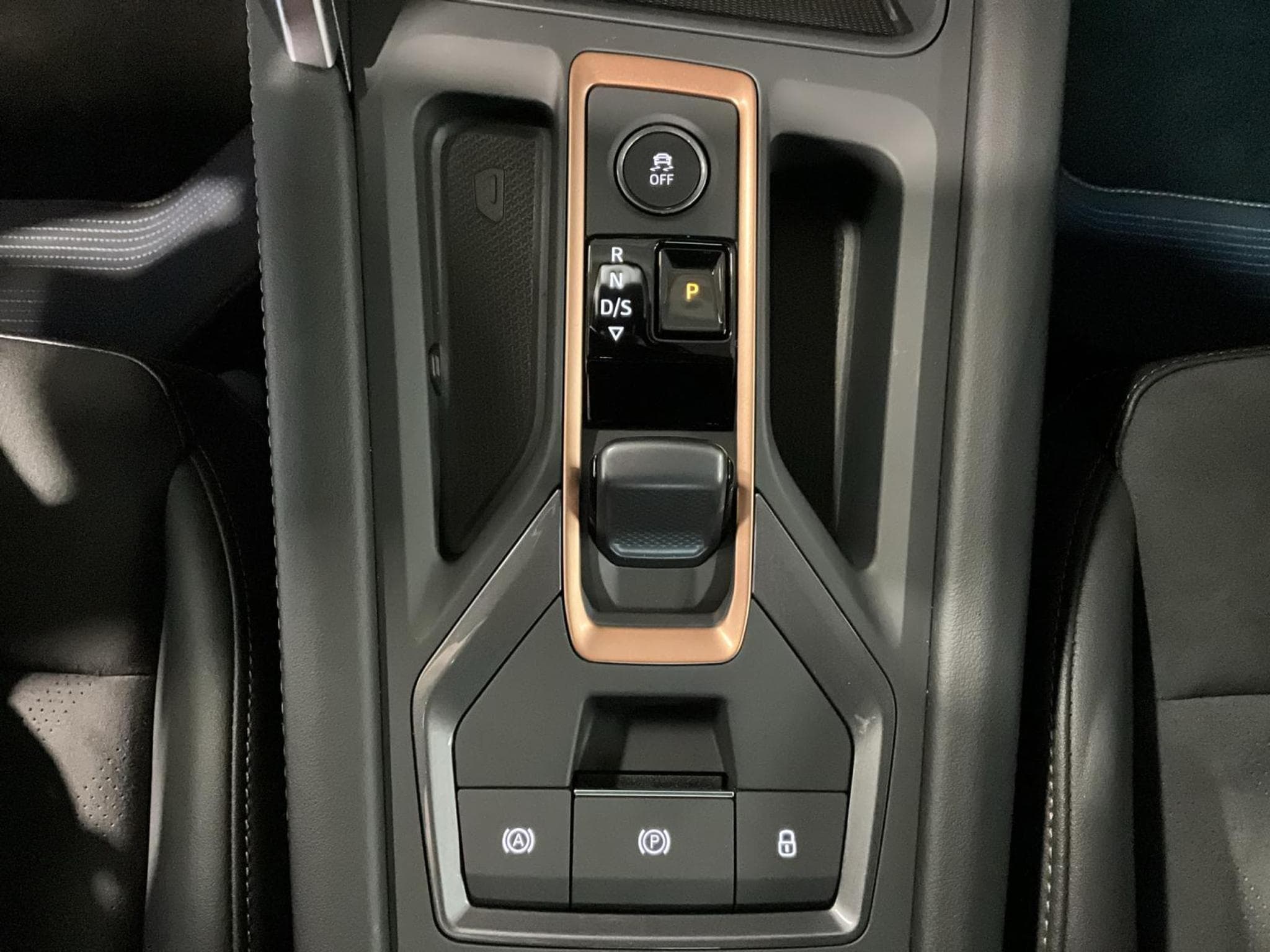 Cupra Leon Leon+Pure-Perf.+Dinamica+Int.Drive (2025) - Foto 12