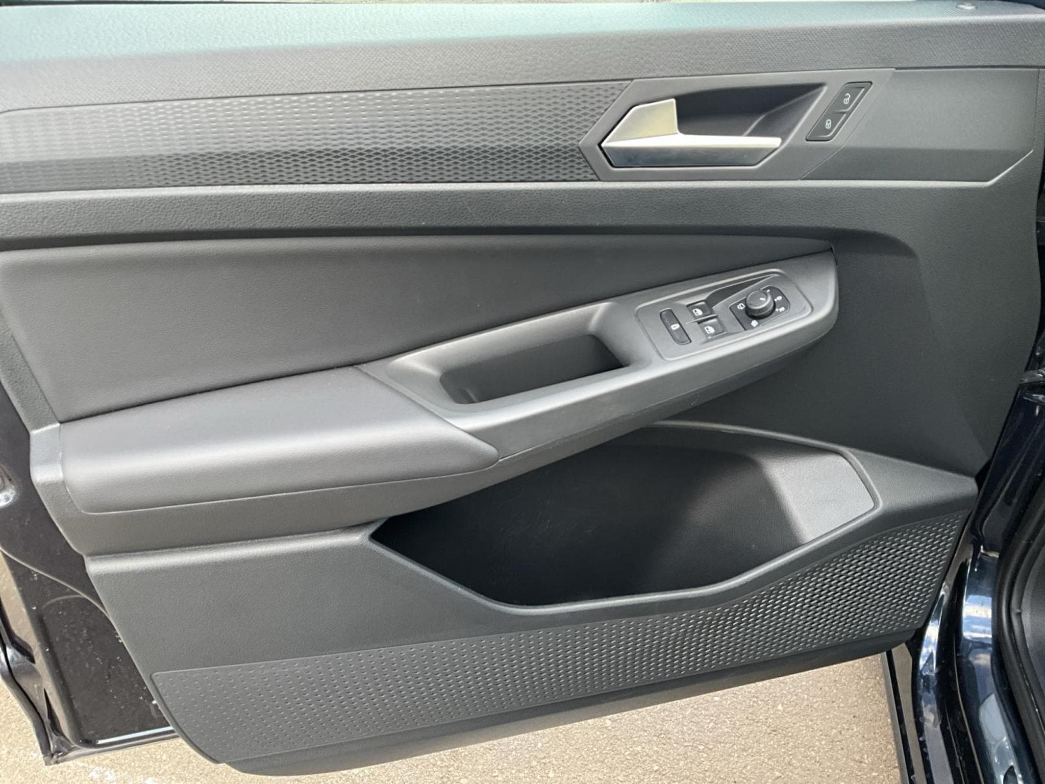 VW Caddy Maxi+DSG+7sitze+Navi (2025) - Foto 14