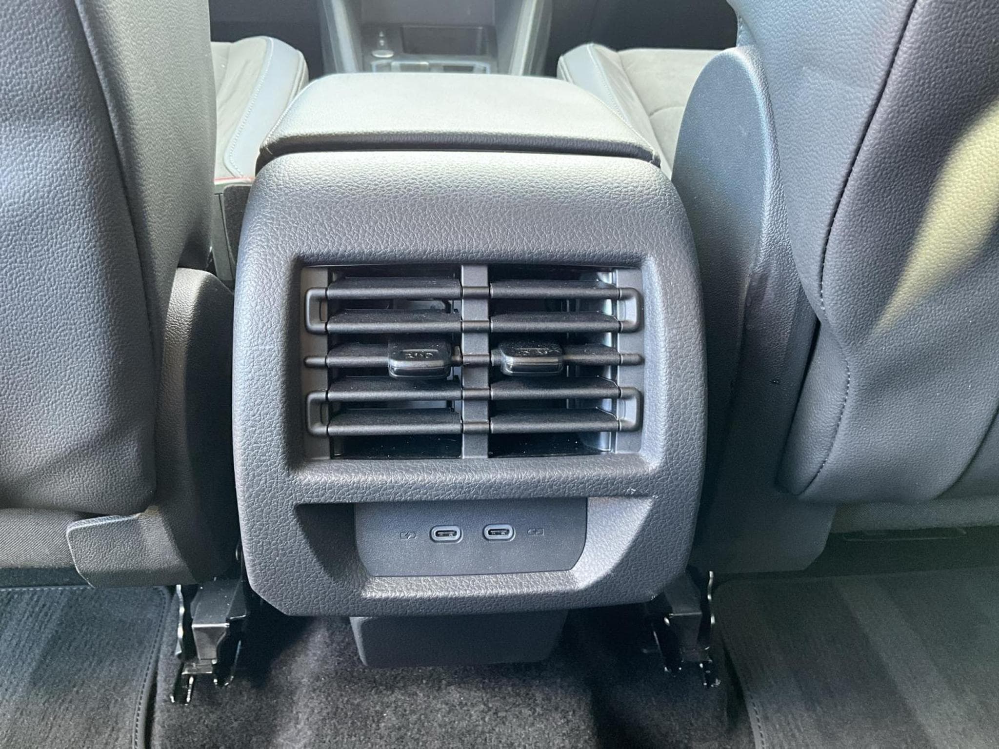 VW Caddy Maxi+DSG+7sitze+Navi (2025) - Foto 19