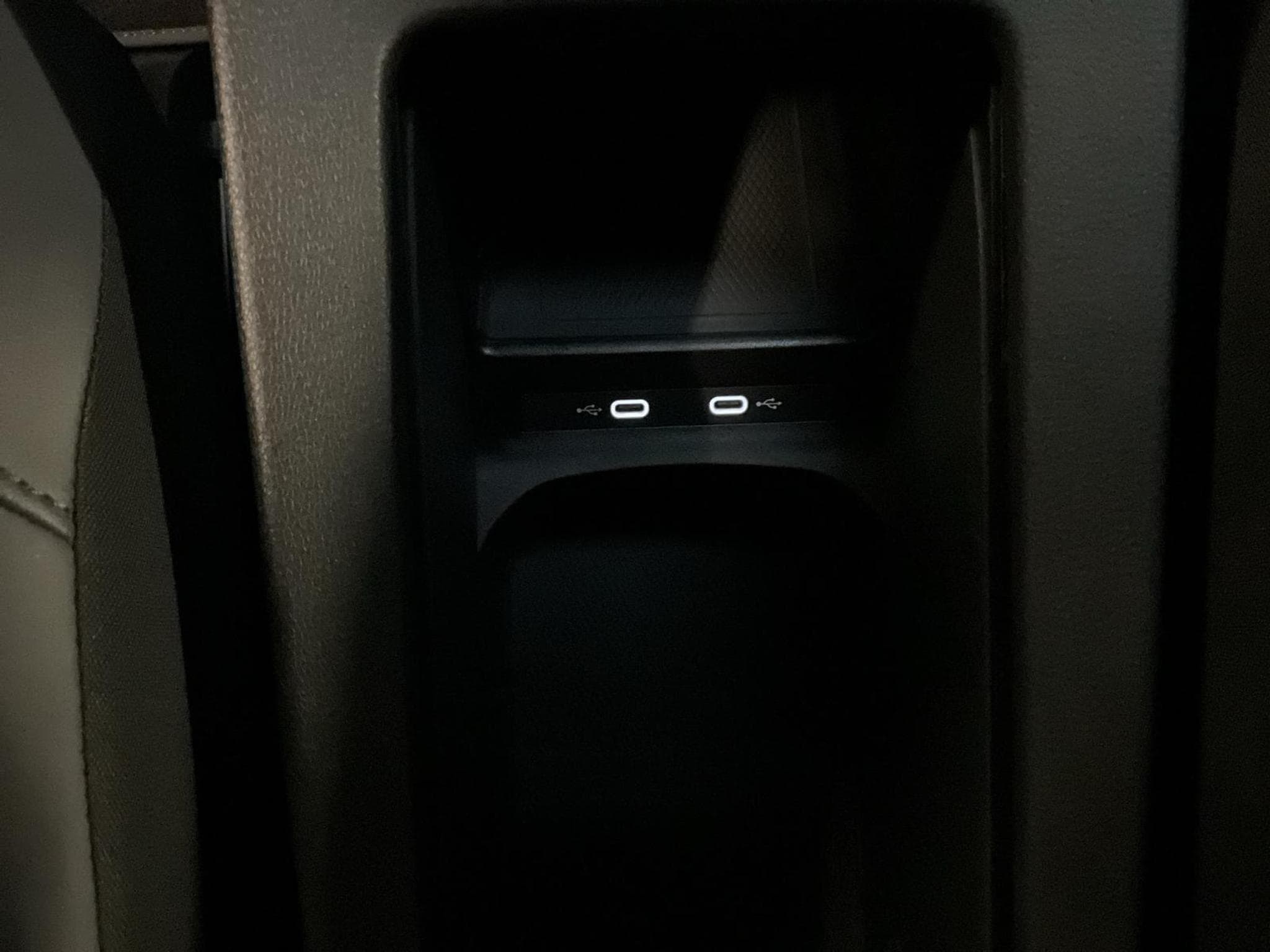 VW ID.4 77kWh+Pro+AHK+LM19+P.Design (2023) - Foto 21