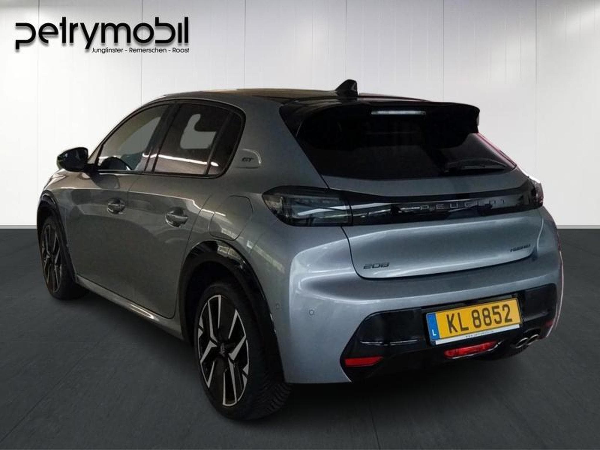 Peugeot 208 GT Hybrid 145ch e-DSC6 (2025) - Photo 6