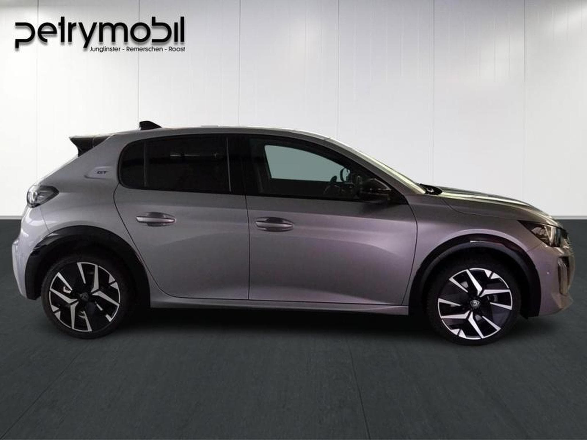 Peugeot 208 GT Hybrid 145ch e-DSC6 (2025) - Photo 8