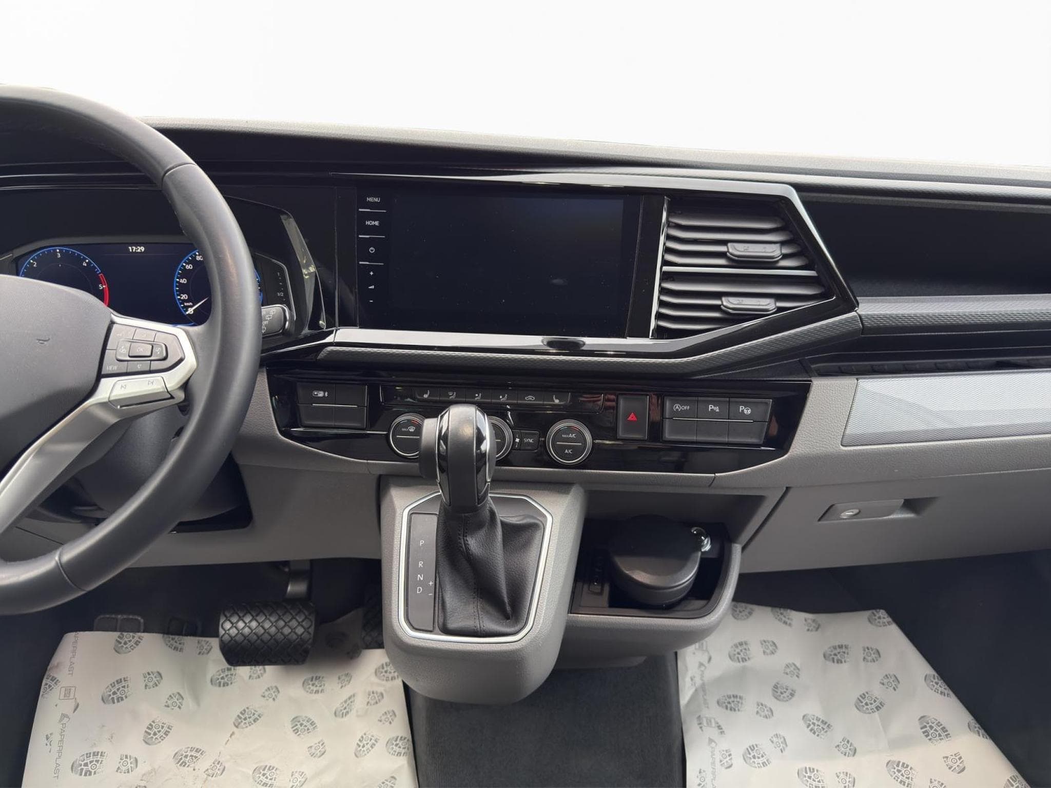 VW T6.1 Ocean Edition (2023) - Photo 10