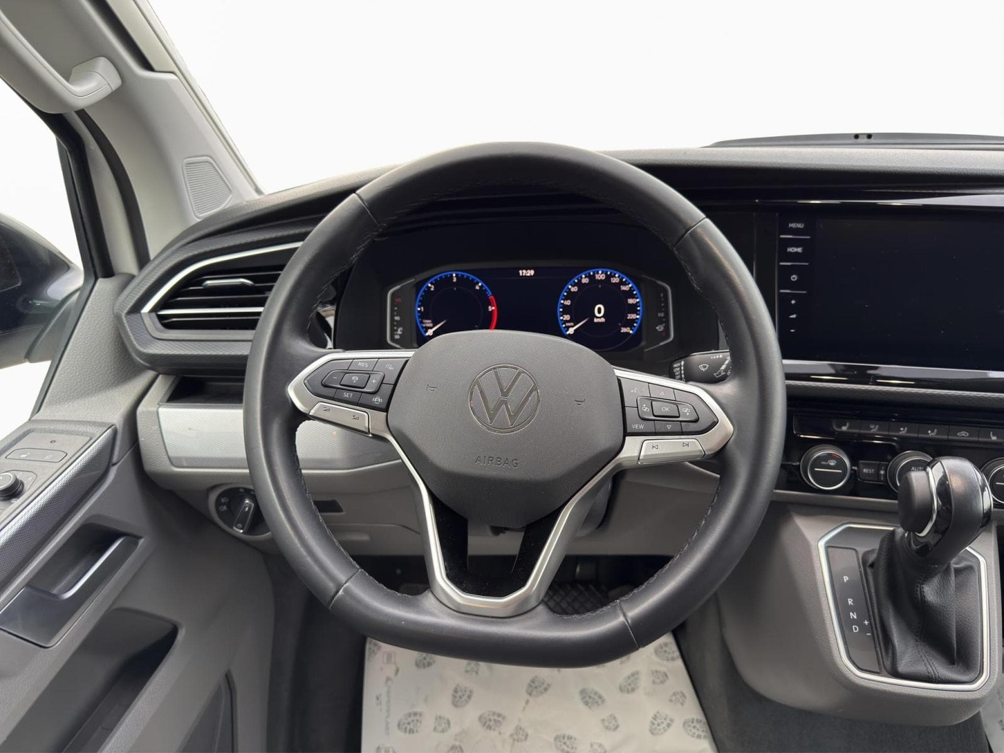 VW T6.1 Ocean Edition (2023) - Photo 9