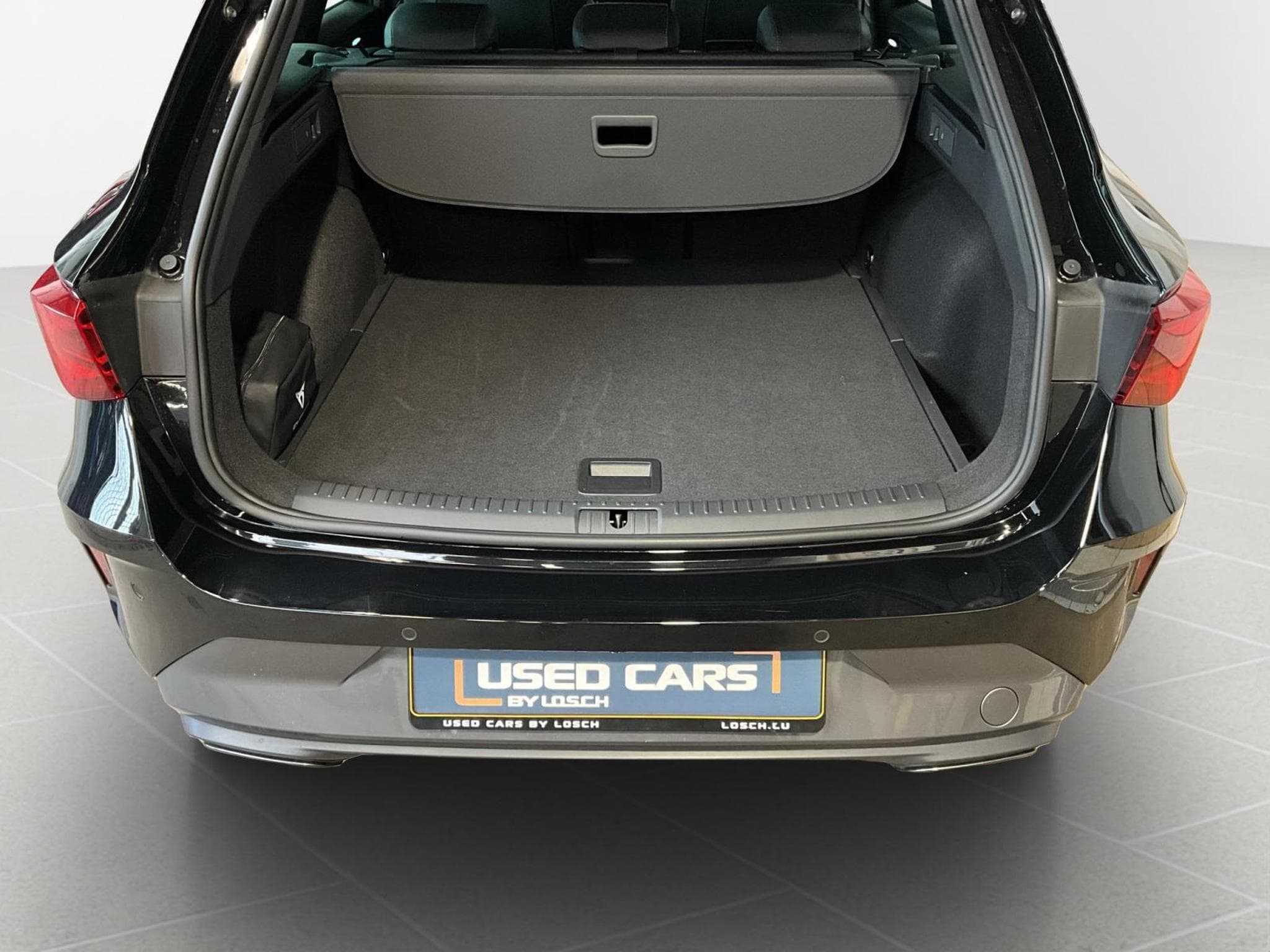 Cupra Leon ST+DSG+Pure-Perf.+Skyline (2025) - Foto 17