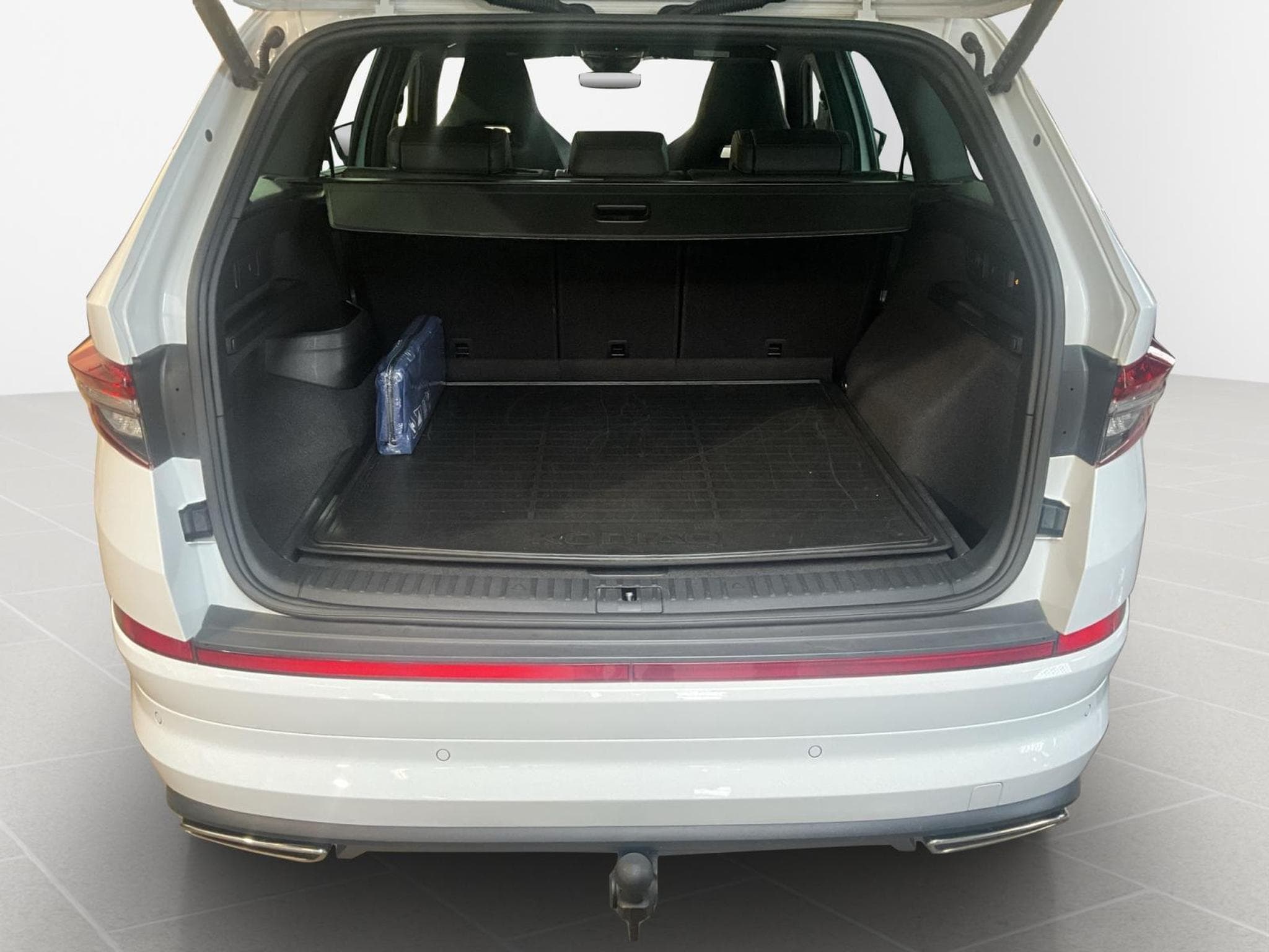 Skoda Kodiaq RS+DSG+4x4+LM20+StandH. (2022) - Foto 17