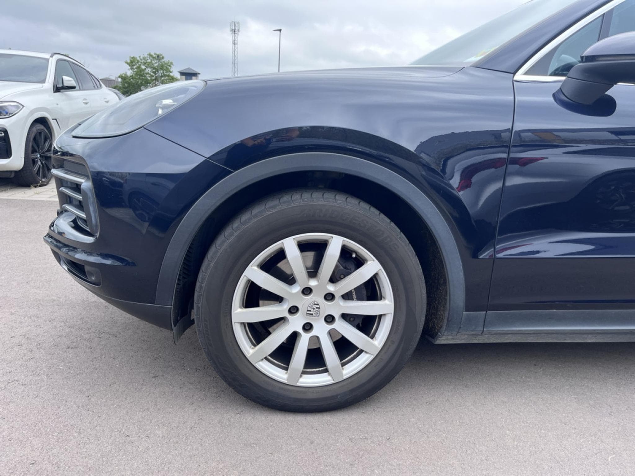 Porsche Cayenne 3.0 V6/PANORAMA/KAMERA/21/1ST HAND/VOLL SERVICE (2018) - Foto 24