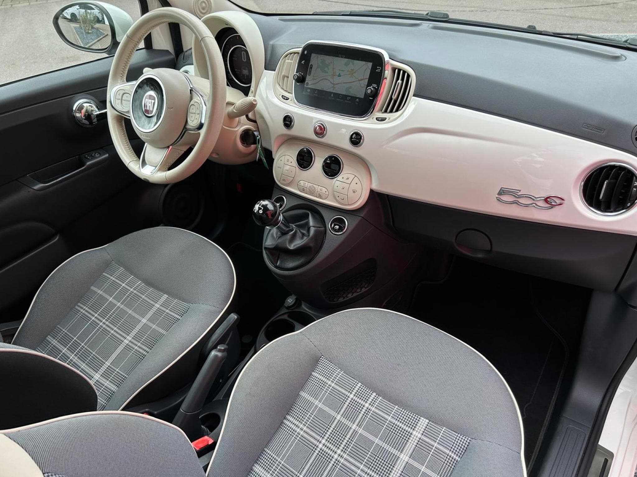 Fiat 500 CABRIO 85CV (2017) - Photo 10